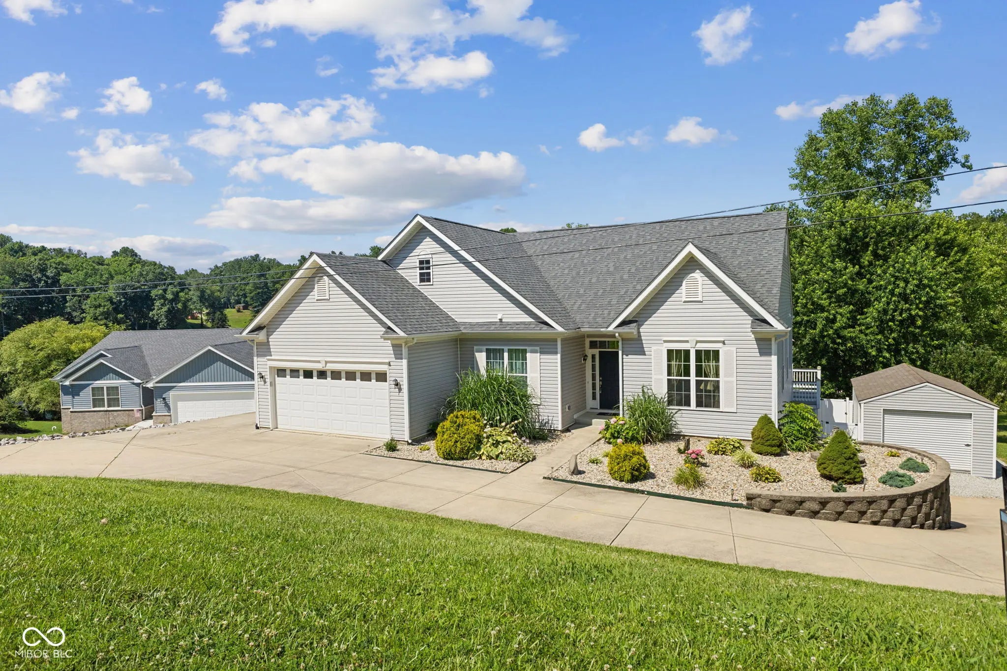 1992 S Painted Hills Court, Martinsville