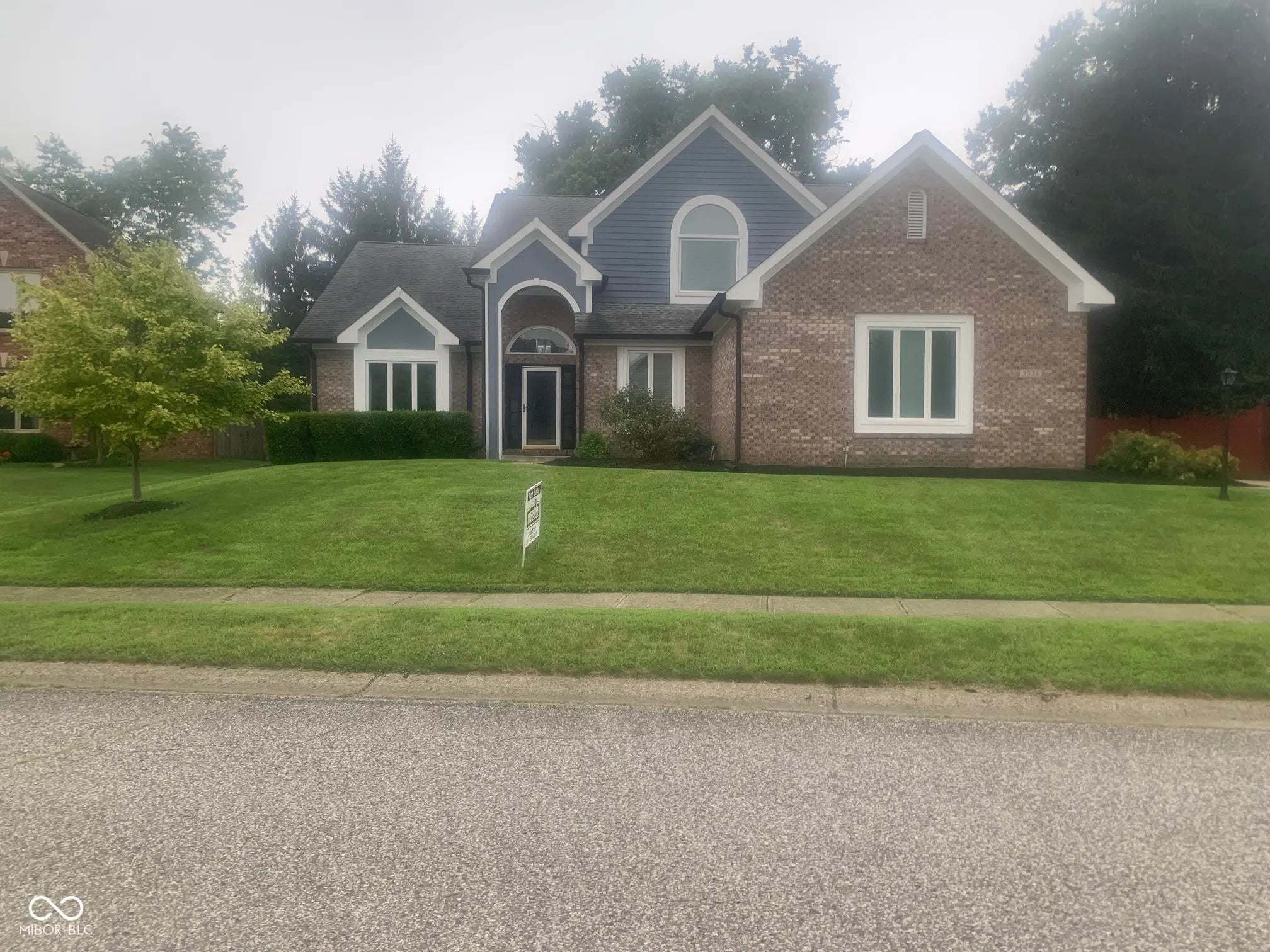 9532 Pinecreek Drive, Indianapolis