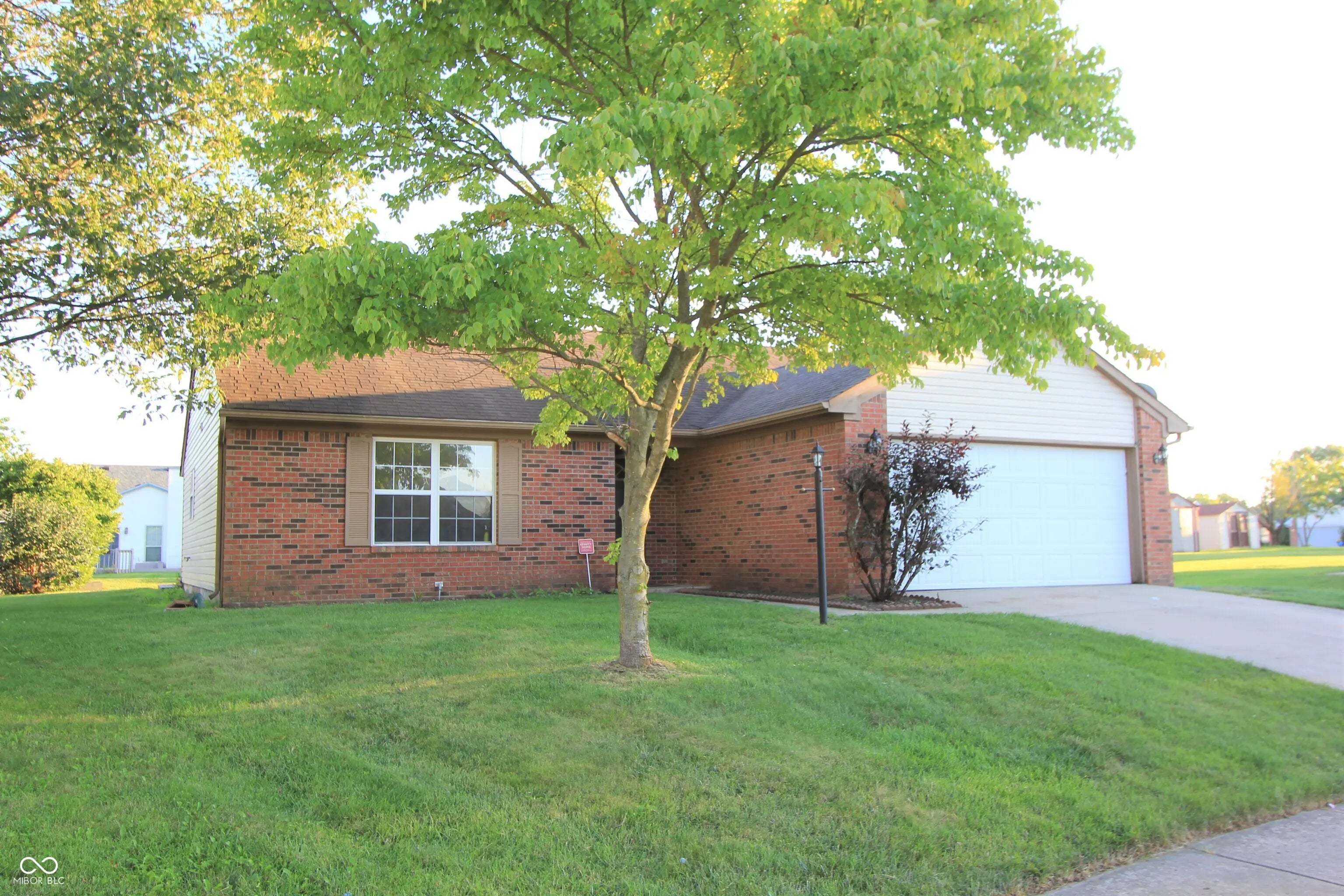 12221 Tallowtree Court, Indianapolis