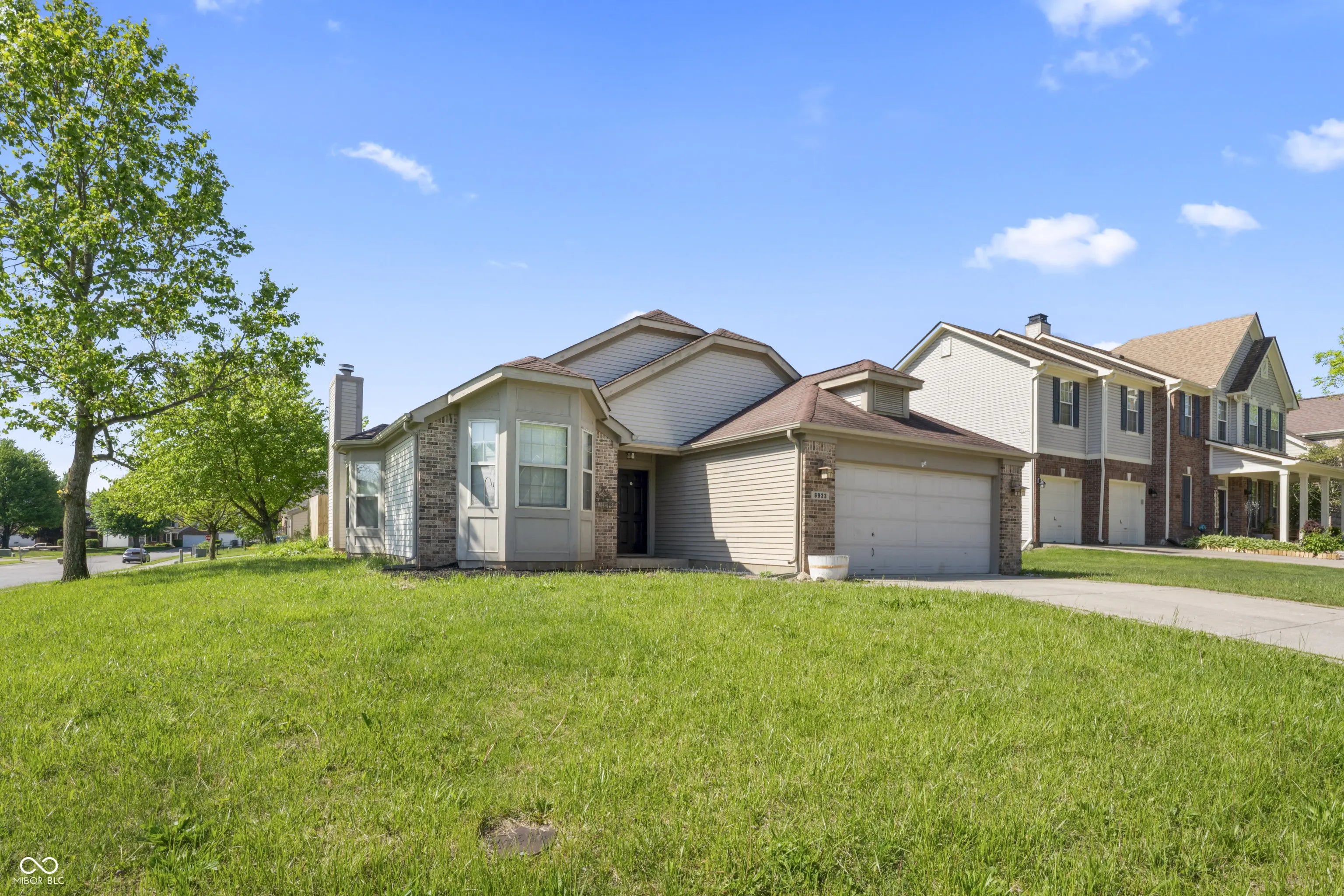 6933 Lohr Way, Indianapolis