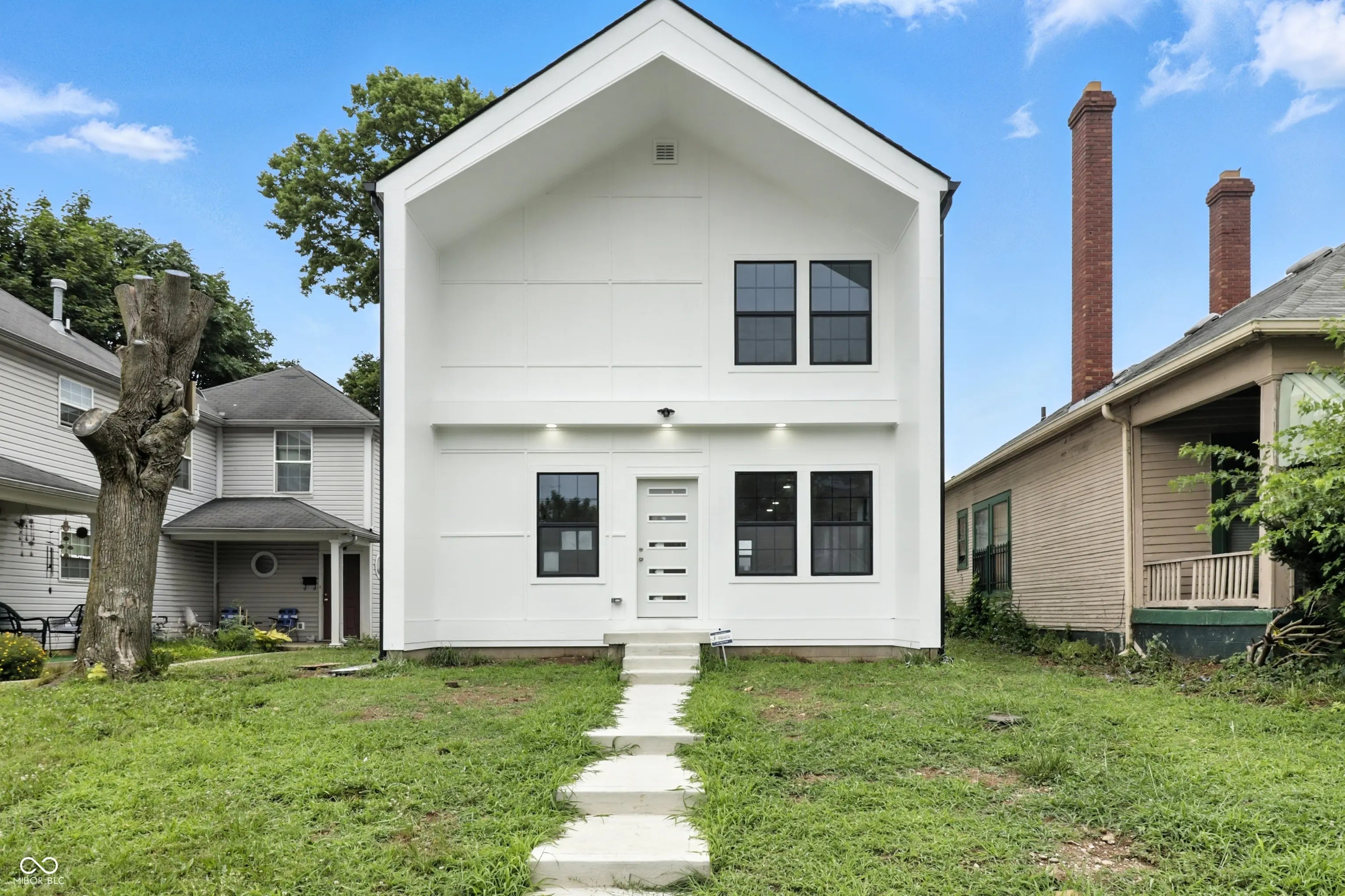 3455 N Illinois Street, Indianapolis