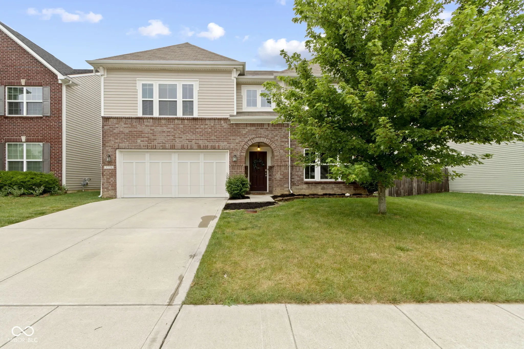 5776 Blue Sky Drive, Whitestown