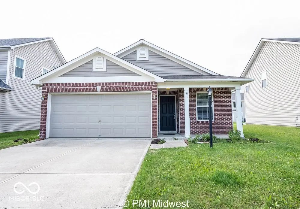 19496 Prairie Crossing Drive, Noblesville