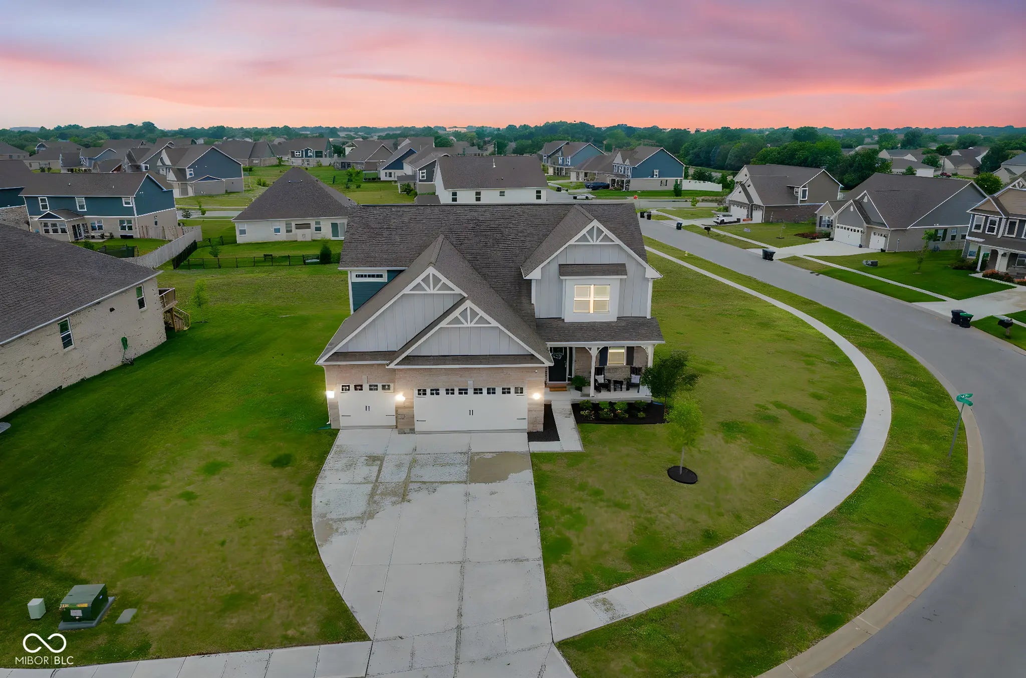 1634 Pelham Drive, Greenwood