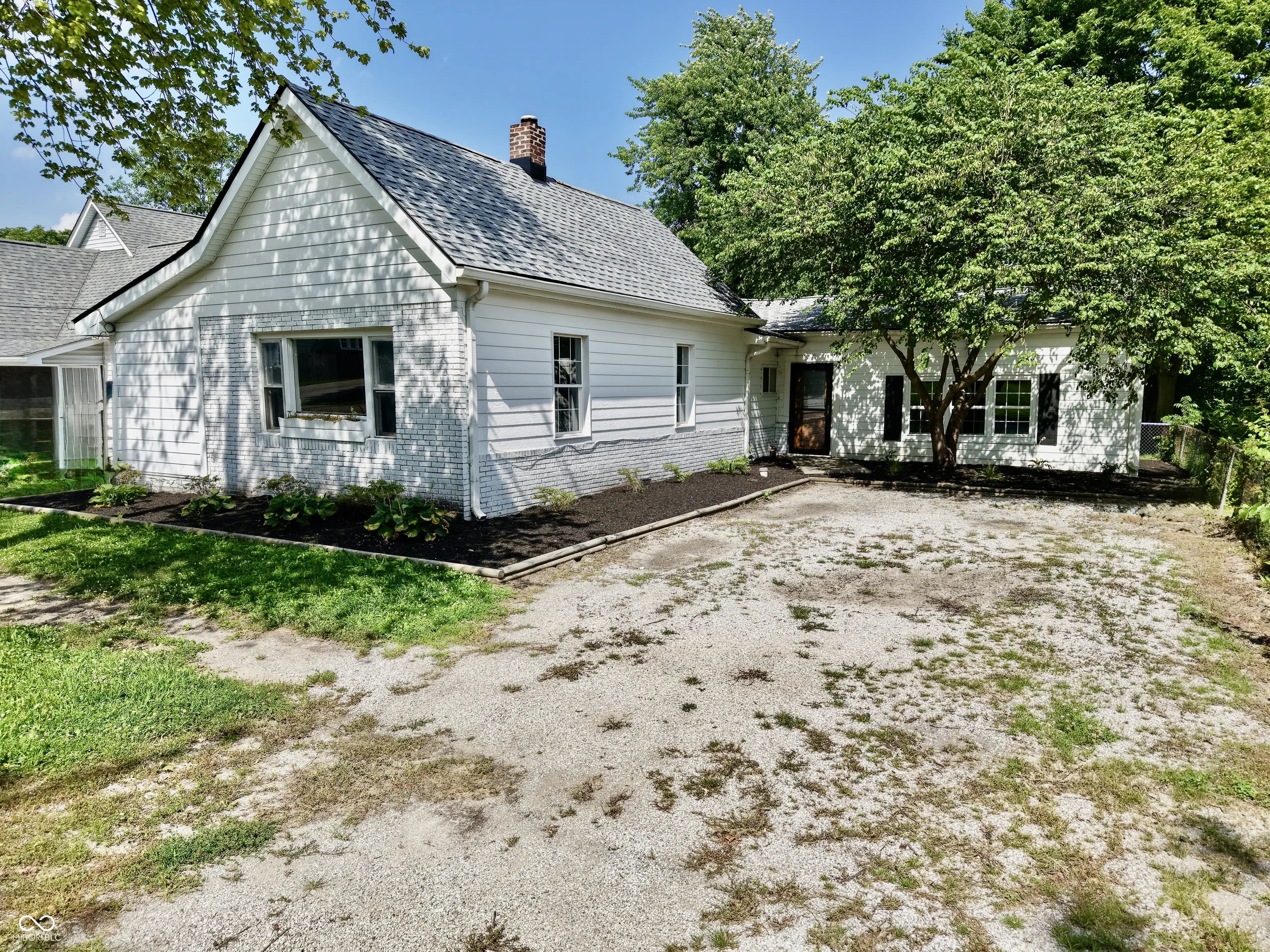 4833 Pennsylvania Street, Clayton
