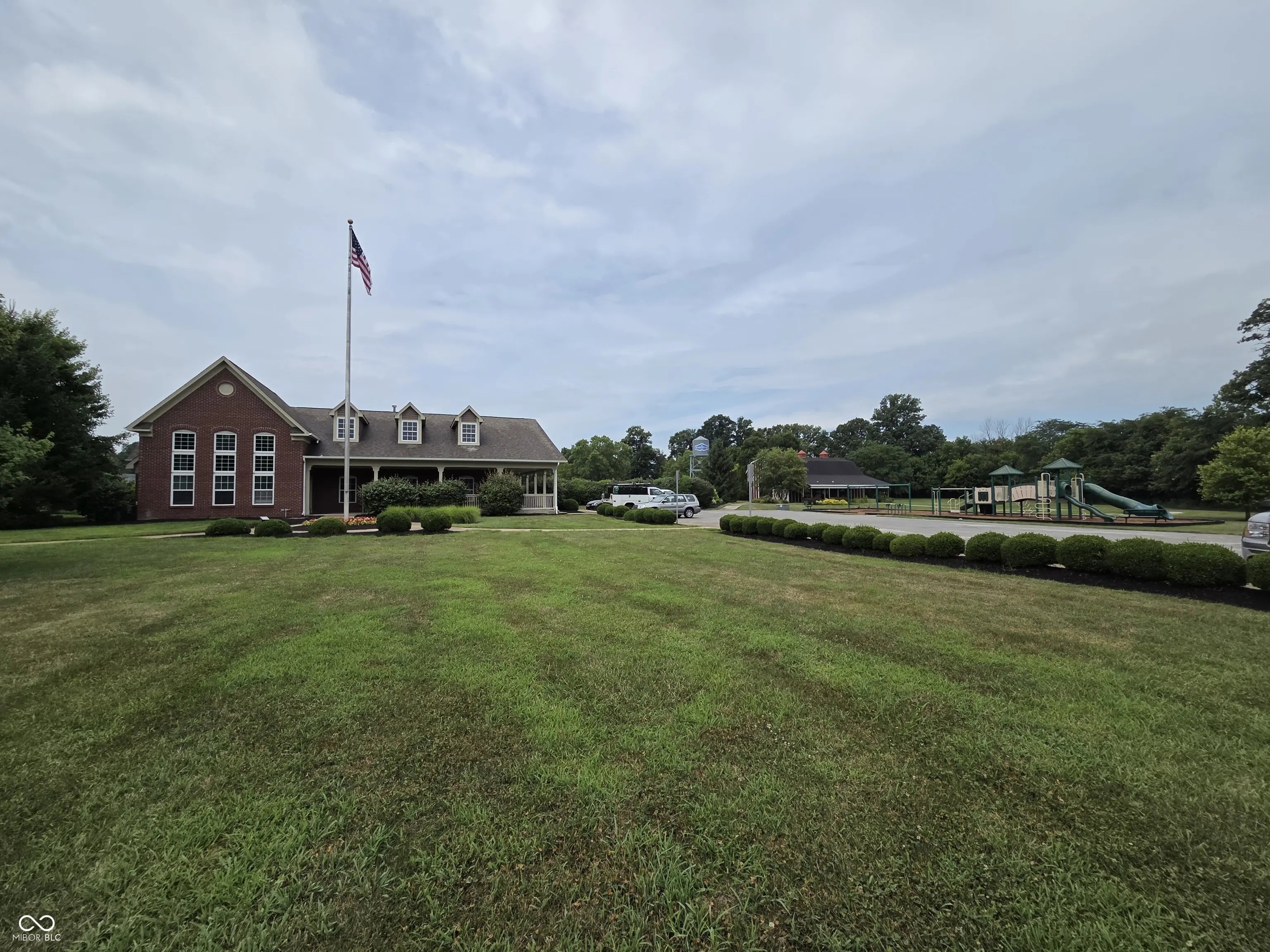 11213 N Heirloom Drive MLS 22049312 Homestead photo 2