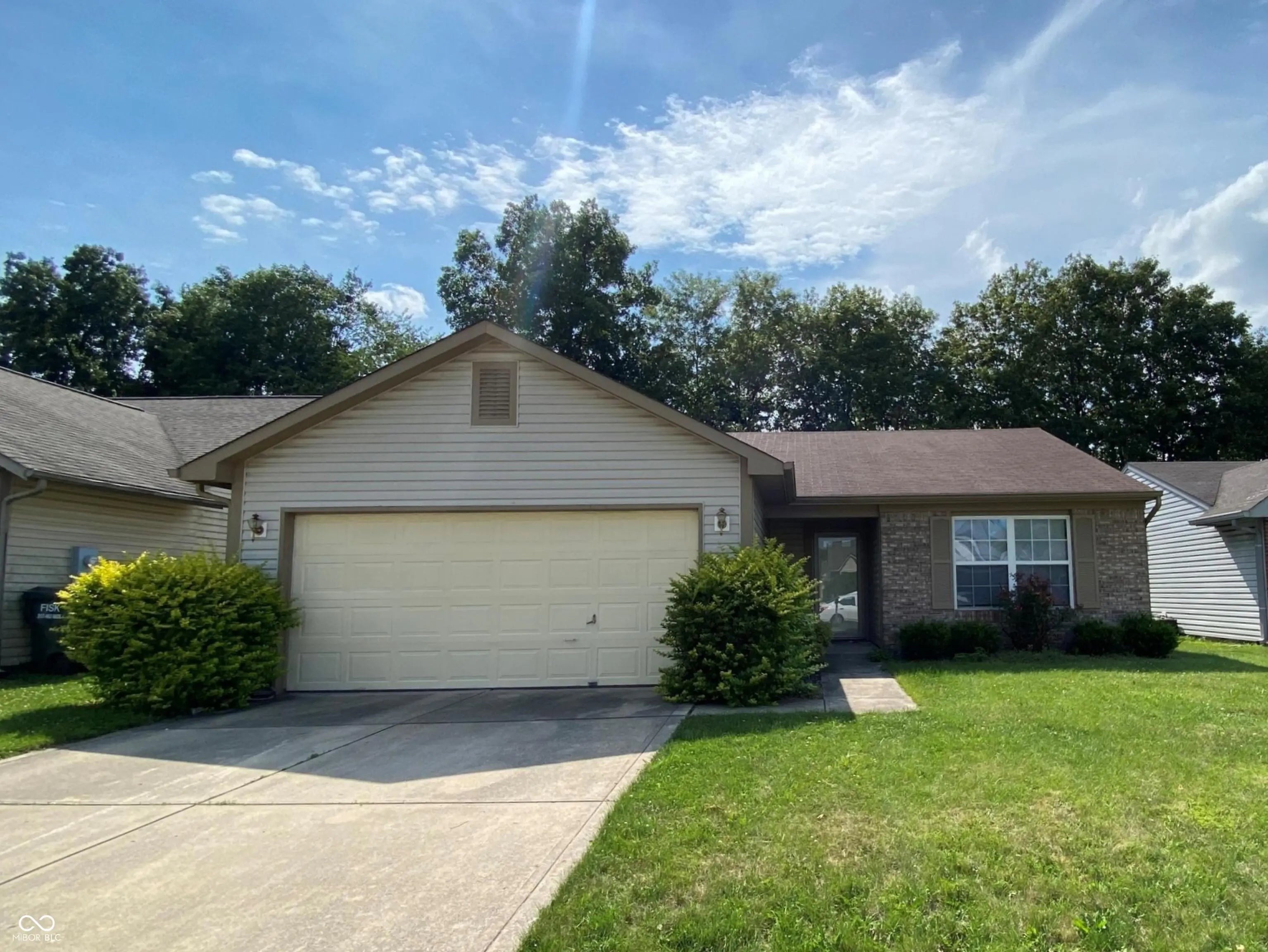 Photo of 450 Ashby Drive Greenfield, IN 46140