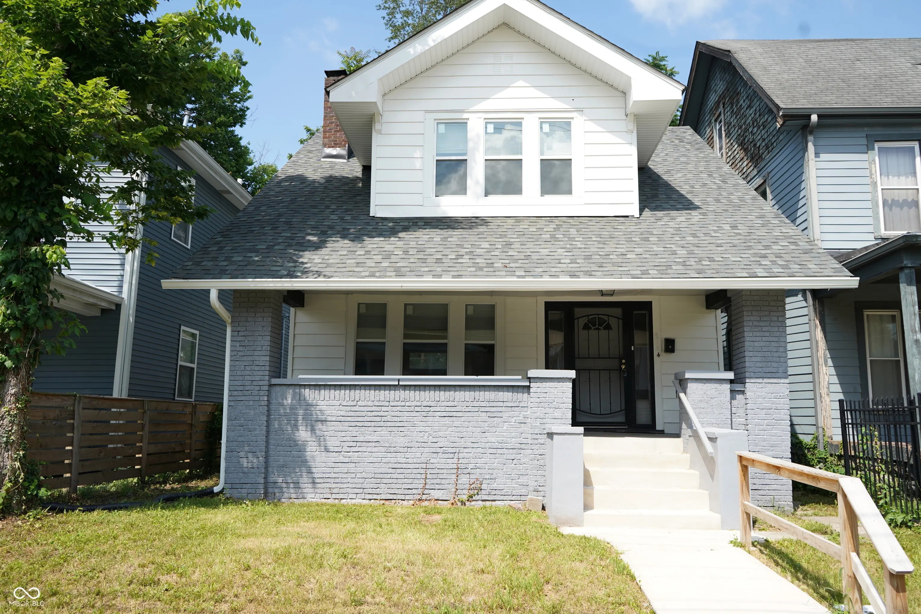 3554 N Illinois Street, Indianapolis