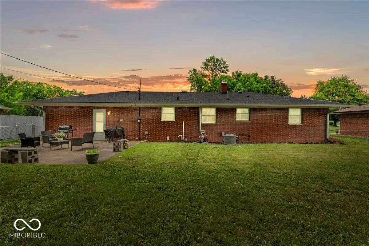 1081 Lawndale Drive, Greenwood