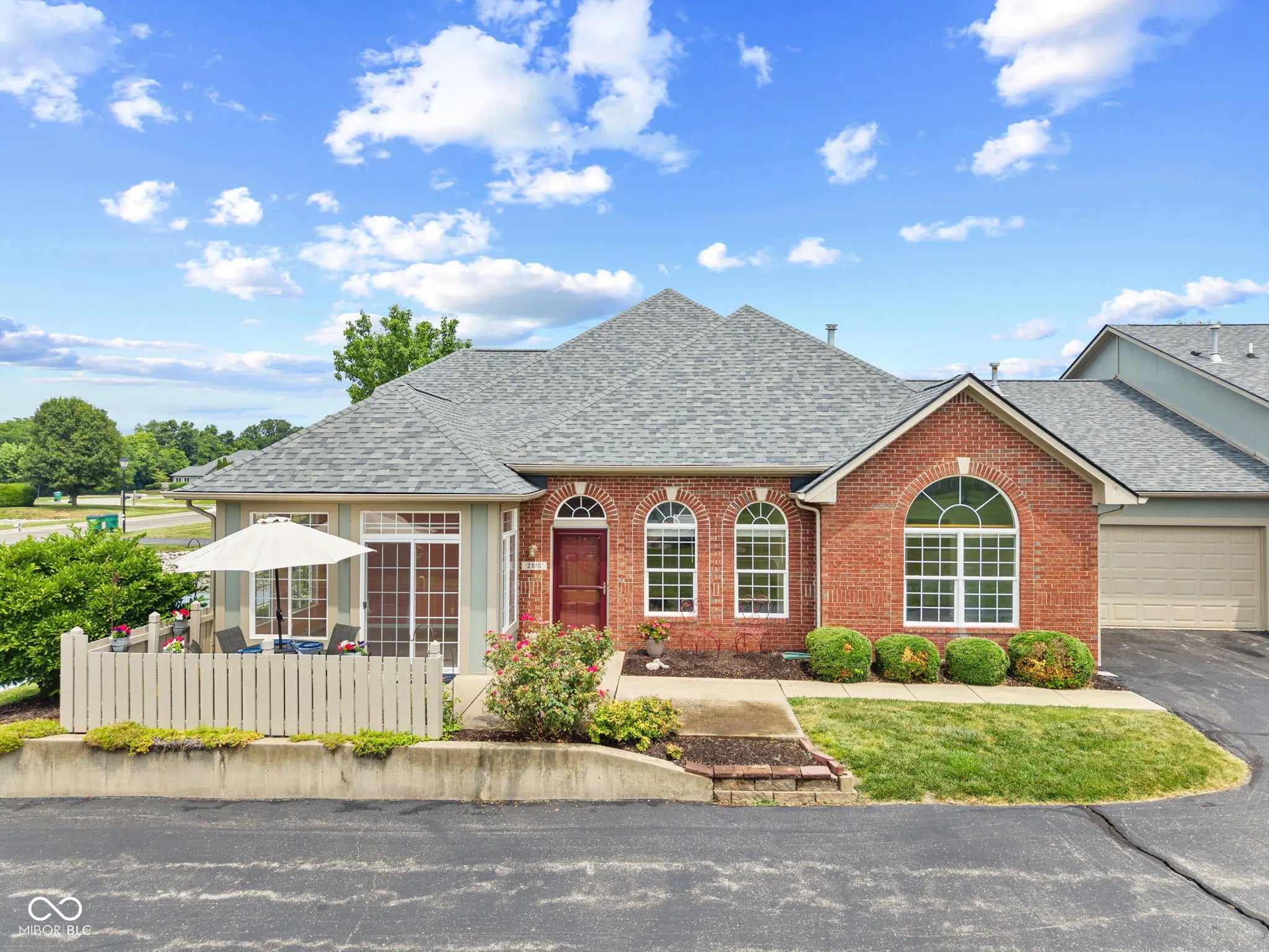 2815 Grandview Lane, Greenwood