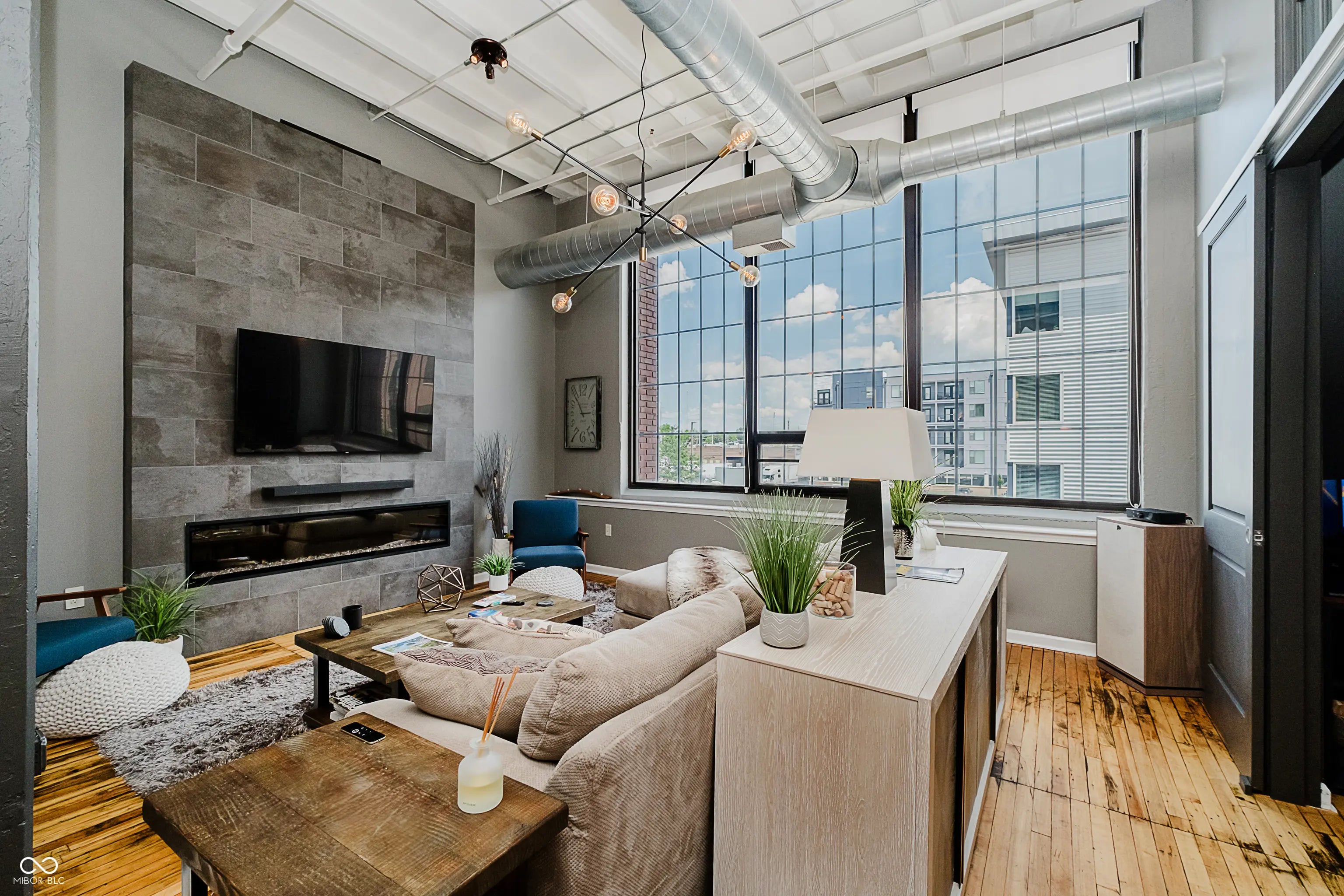 Photo of 624 E Walnut Street 26 Indianapolis, IN 46204