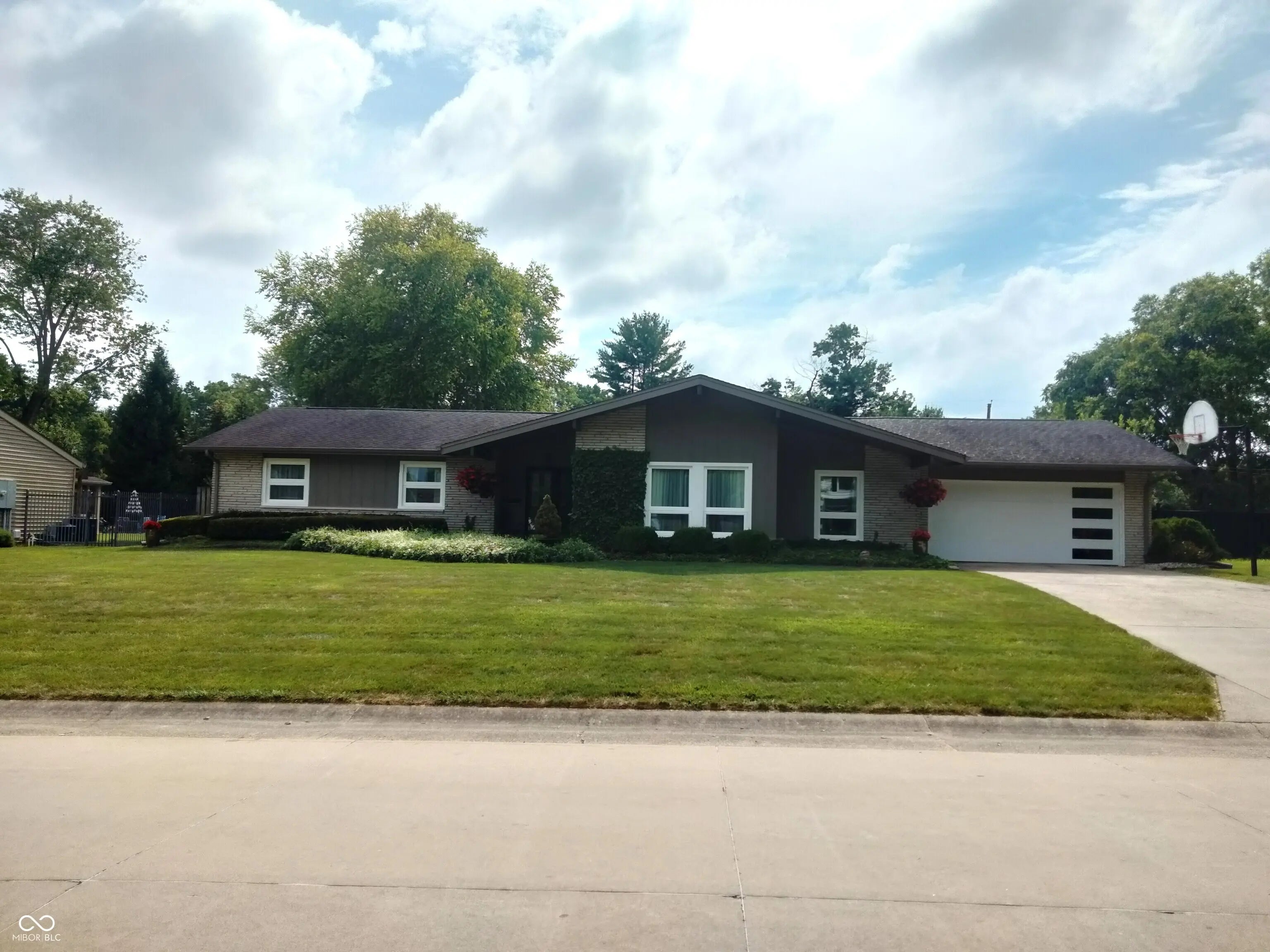 4008 Washington Street, Columbus