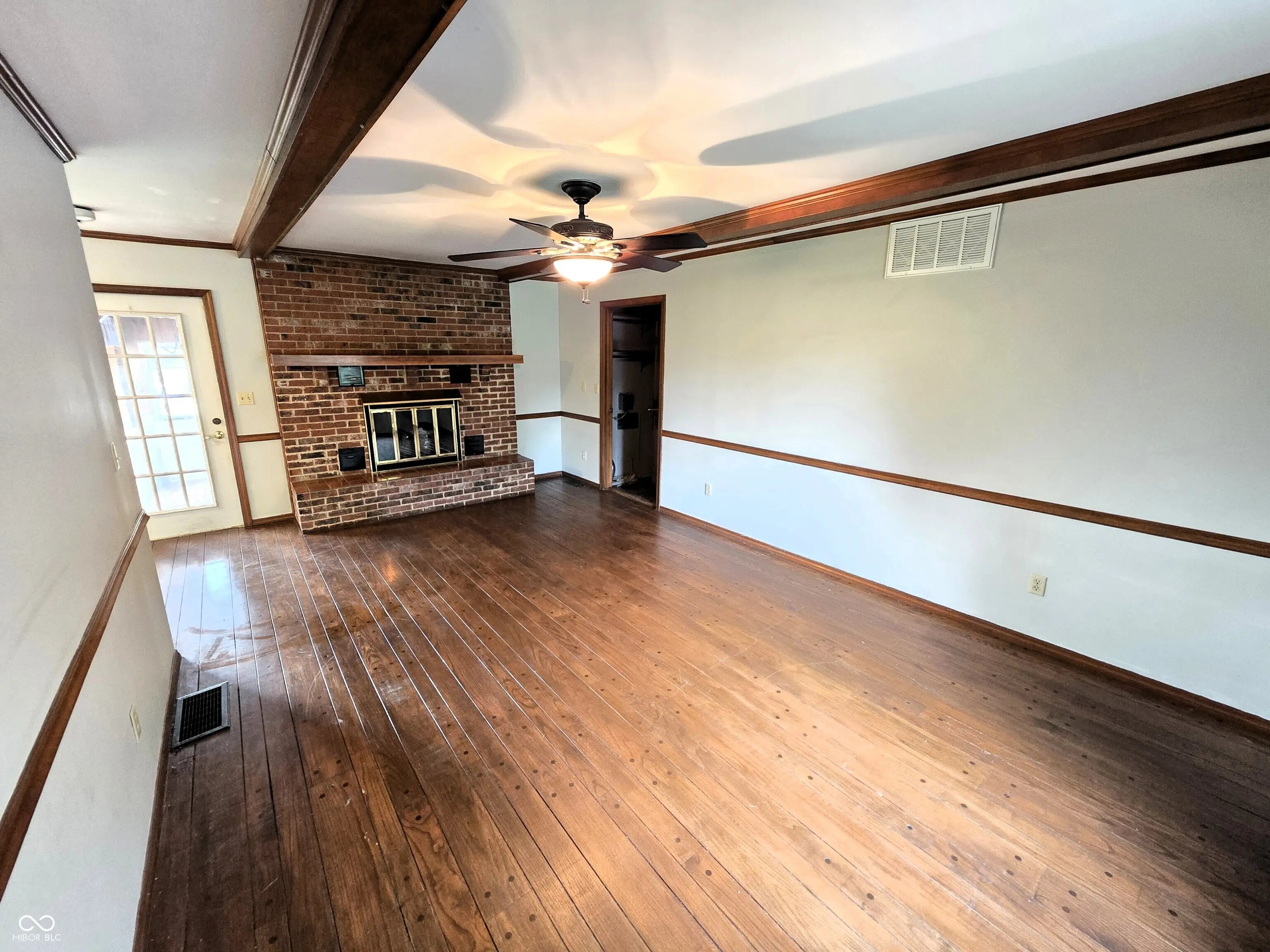 428 W Lawton Circle MLS 22049642 Woodview photo 15