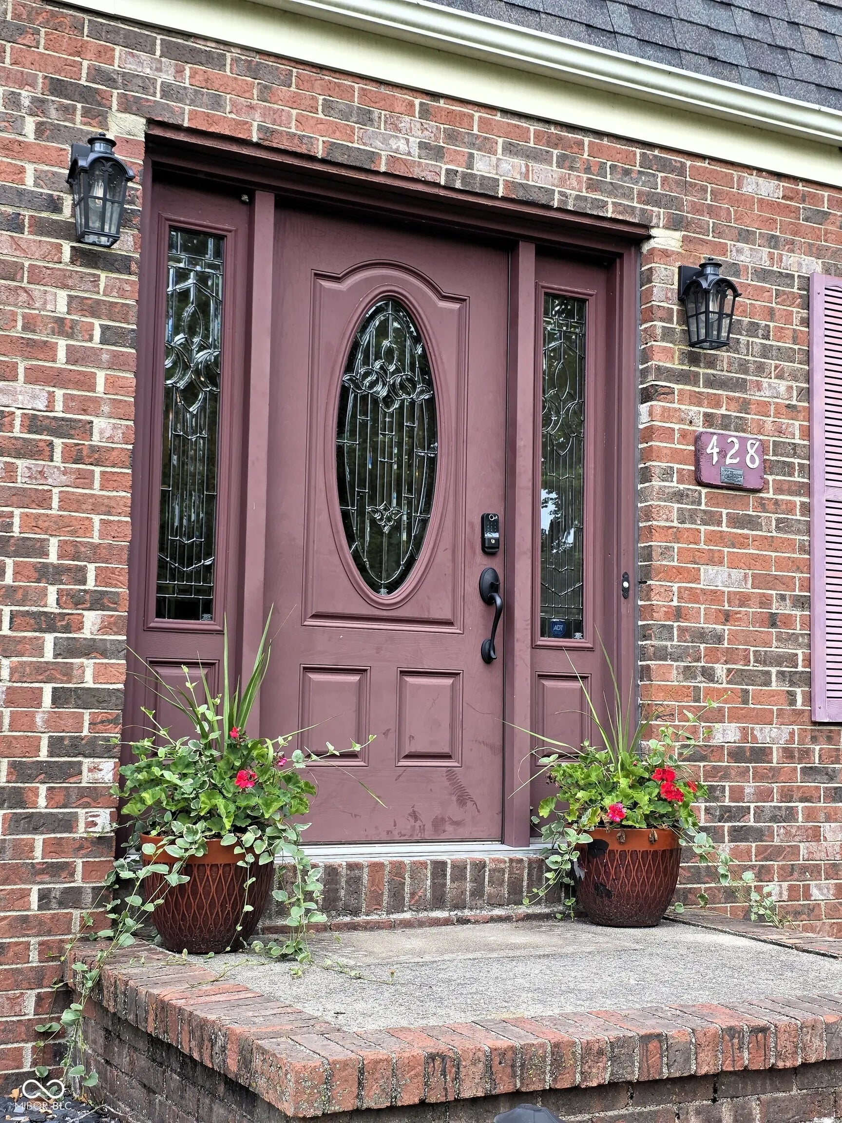 428 W Lawton Circle MLS 22049642 Woodview photo 2