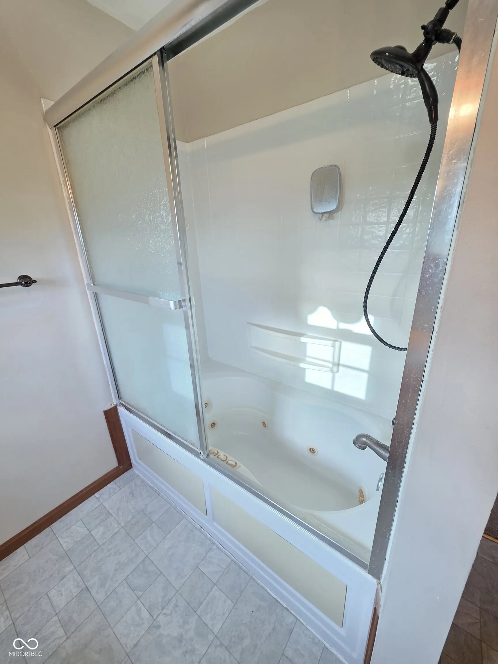 428 W Lawton Circle MLS 22049642 Woodview photo 24