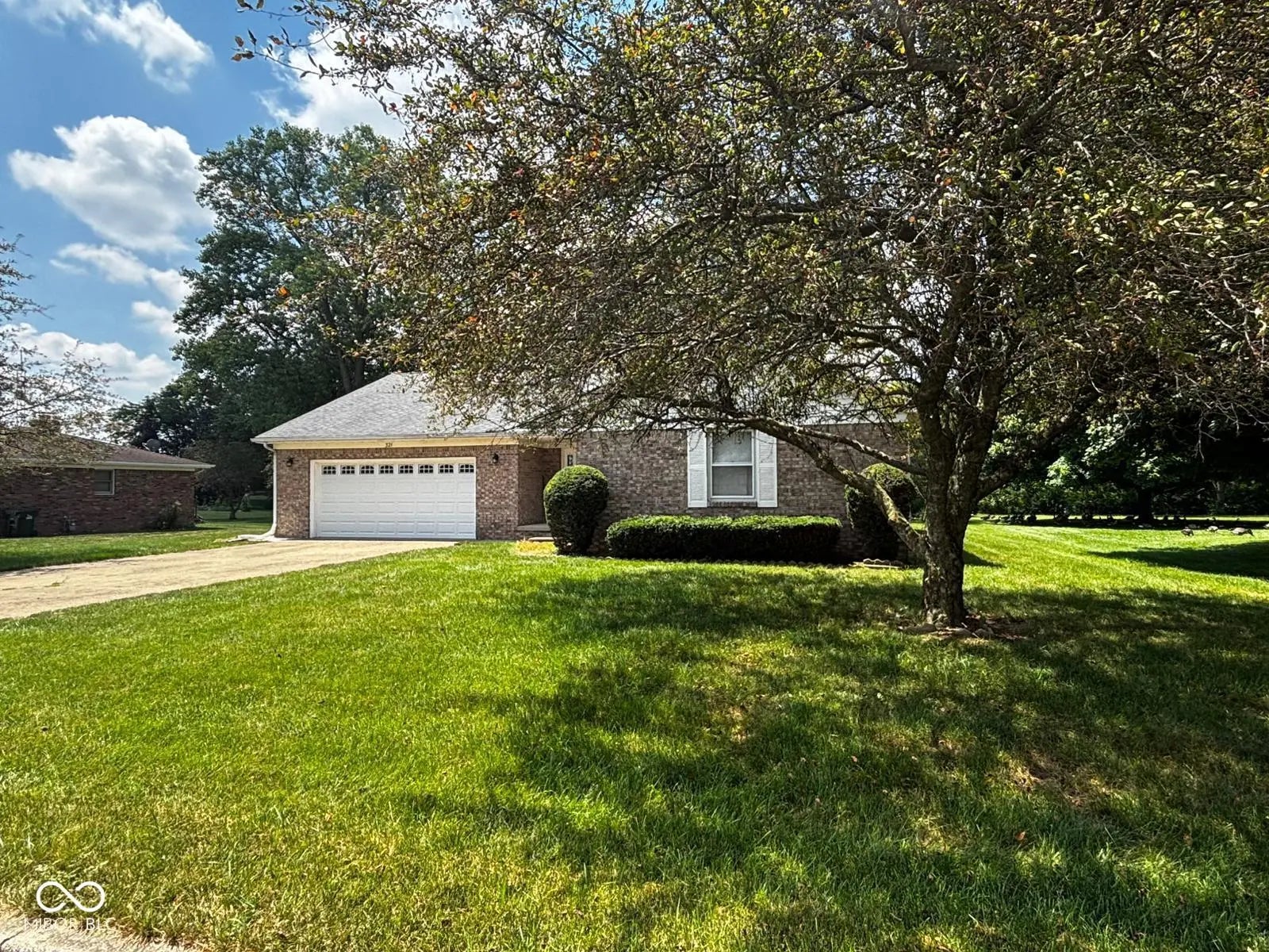 Photo of 321 S Locust Drive Morristown, IN 46161