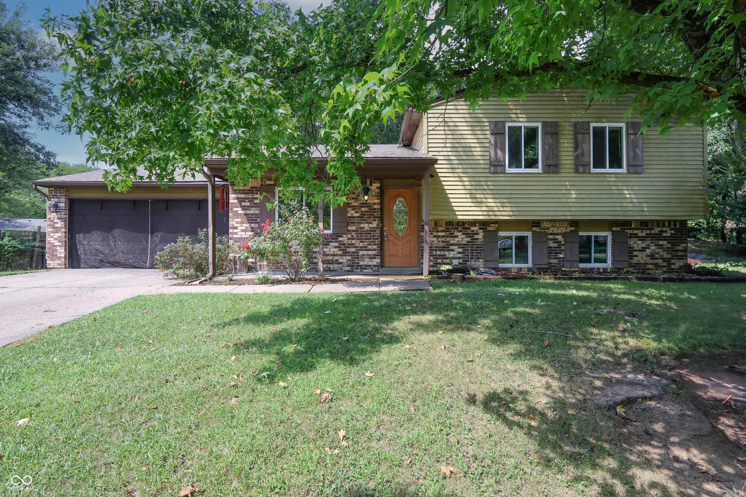7834 Burr Oak Court, Indianapolis