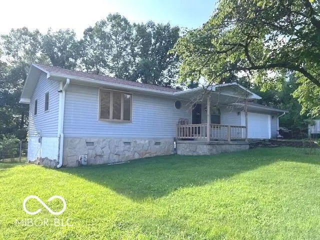 189 N Lafayette Avenue, Oolitic