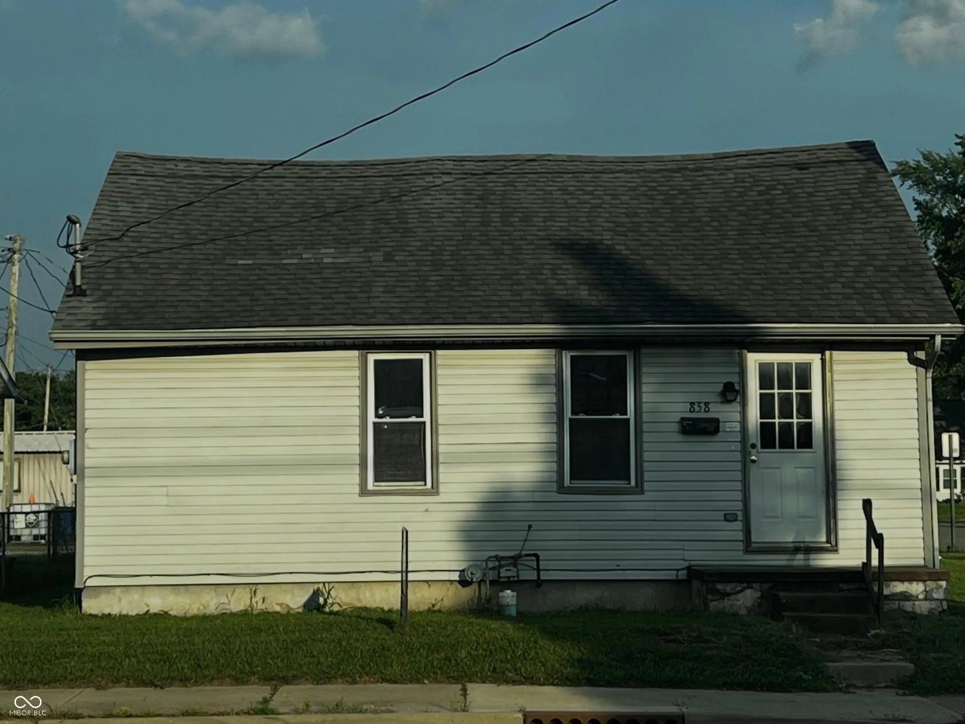 Photo of 858 Miller Avenue Shelbyville, IN 46176