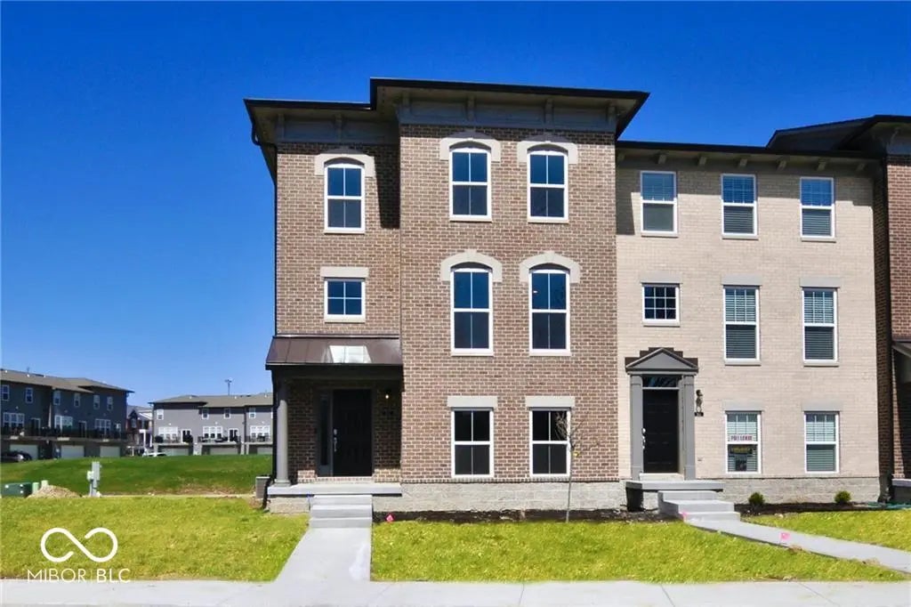 916 Yorkshire Lane, Zionsville