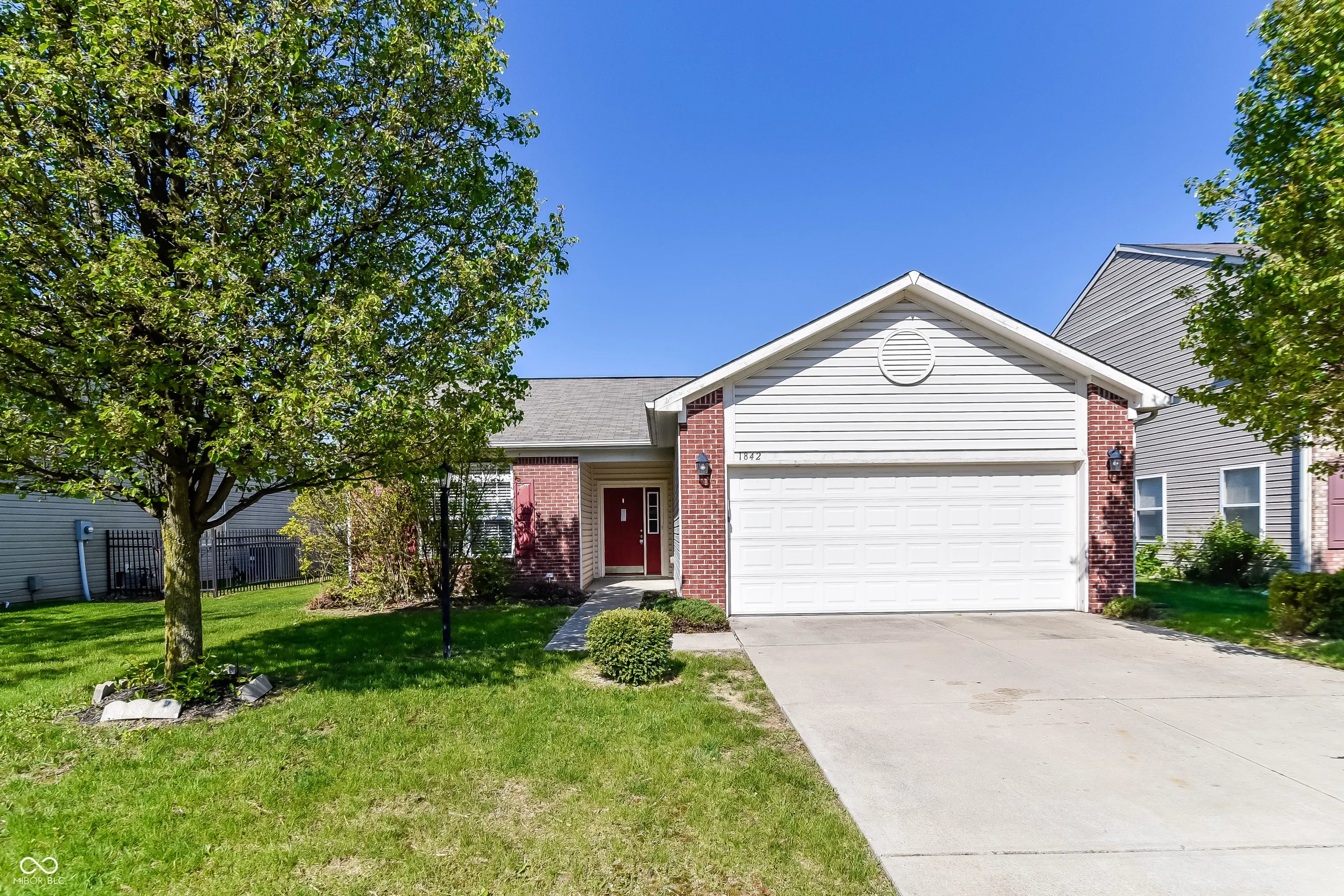1842 Brook Crossing Way, Indianapolis