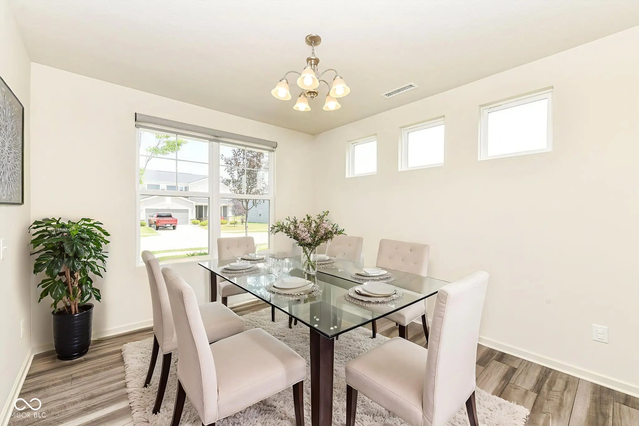 7101 Oak Trace Lane MLS 22049917 Belle Arbor photo 4