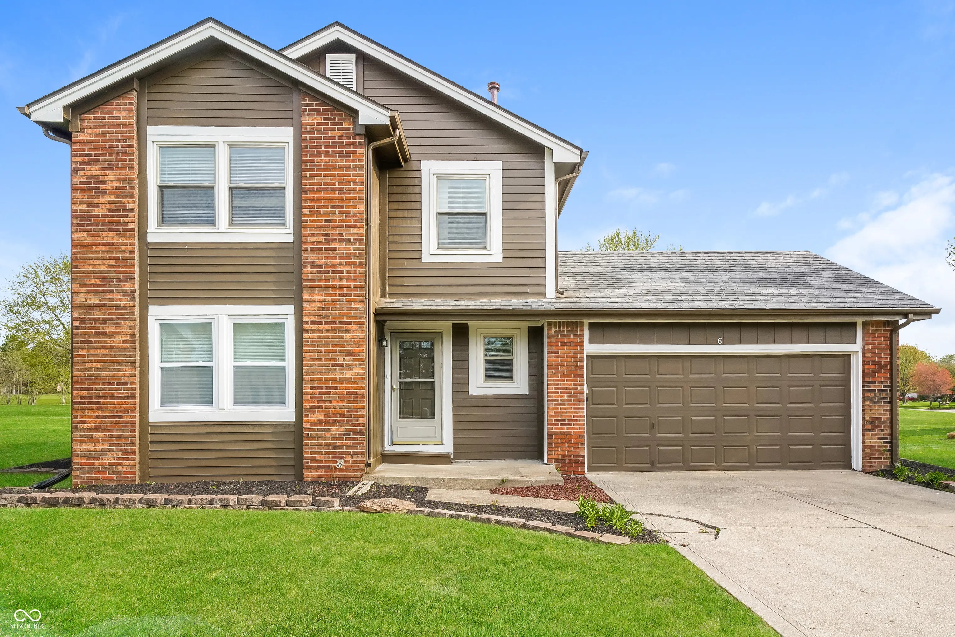 Photo of 6 Augusta Circle Greenwood, IN 46143