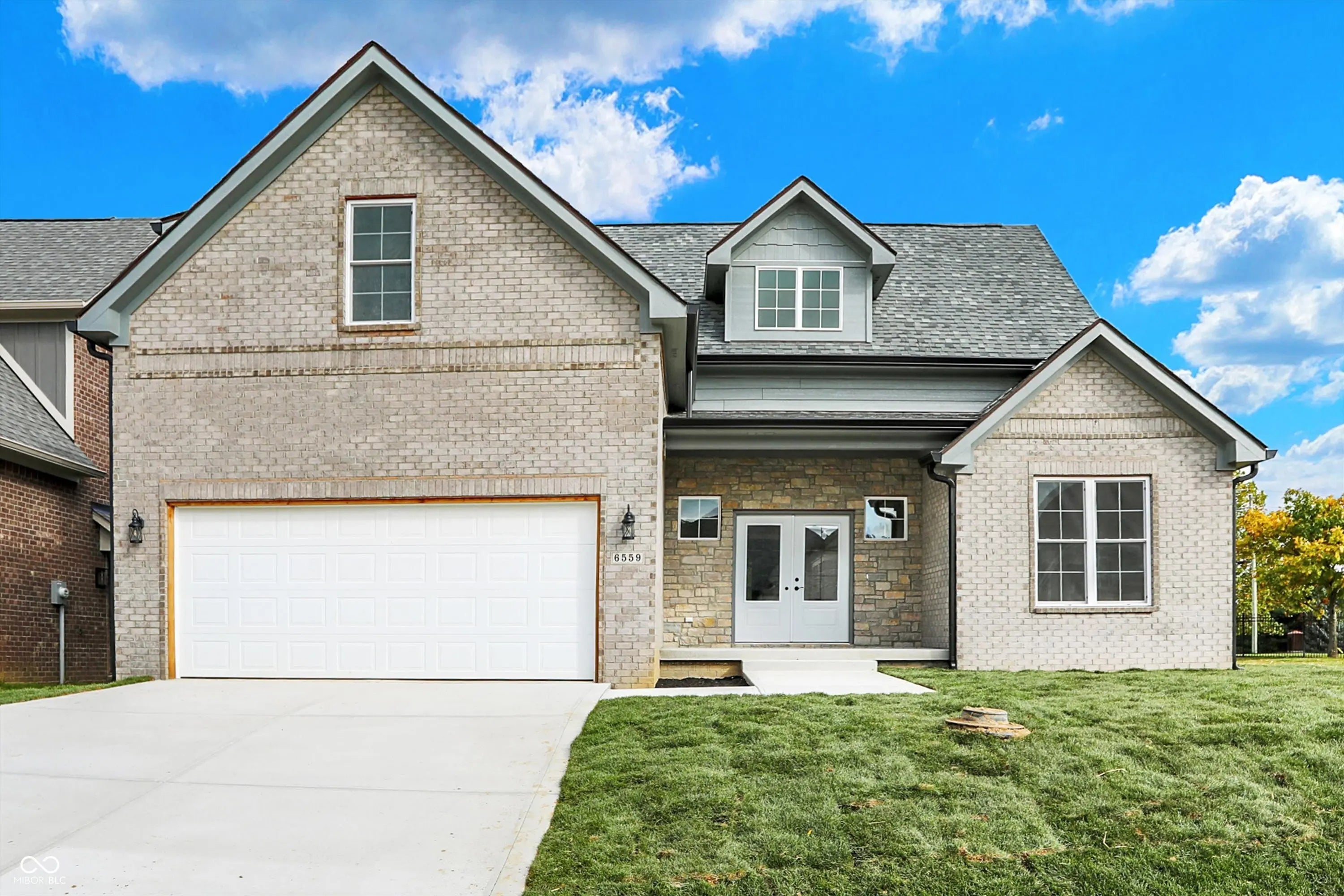 6559 Stone Pointe Way, Indianapolis