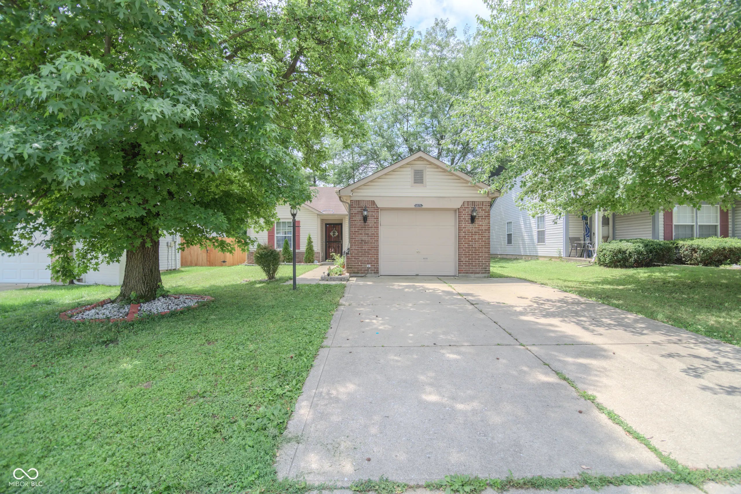 Photo of 5621 Imperial Woods Circle Indianapolis, IN 46224