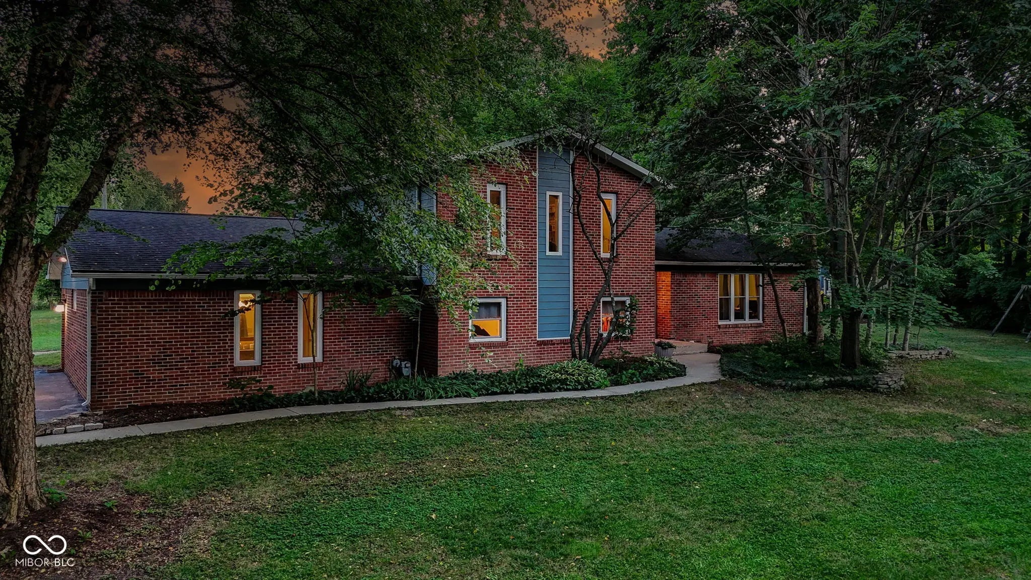 812 Eaglewood Drive, Zionsville
