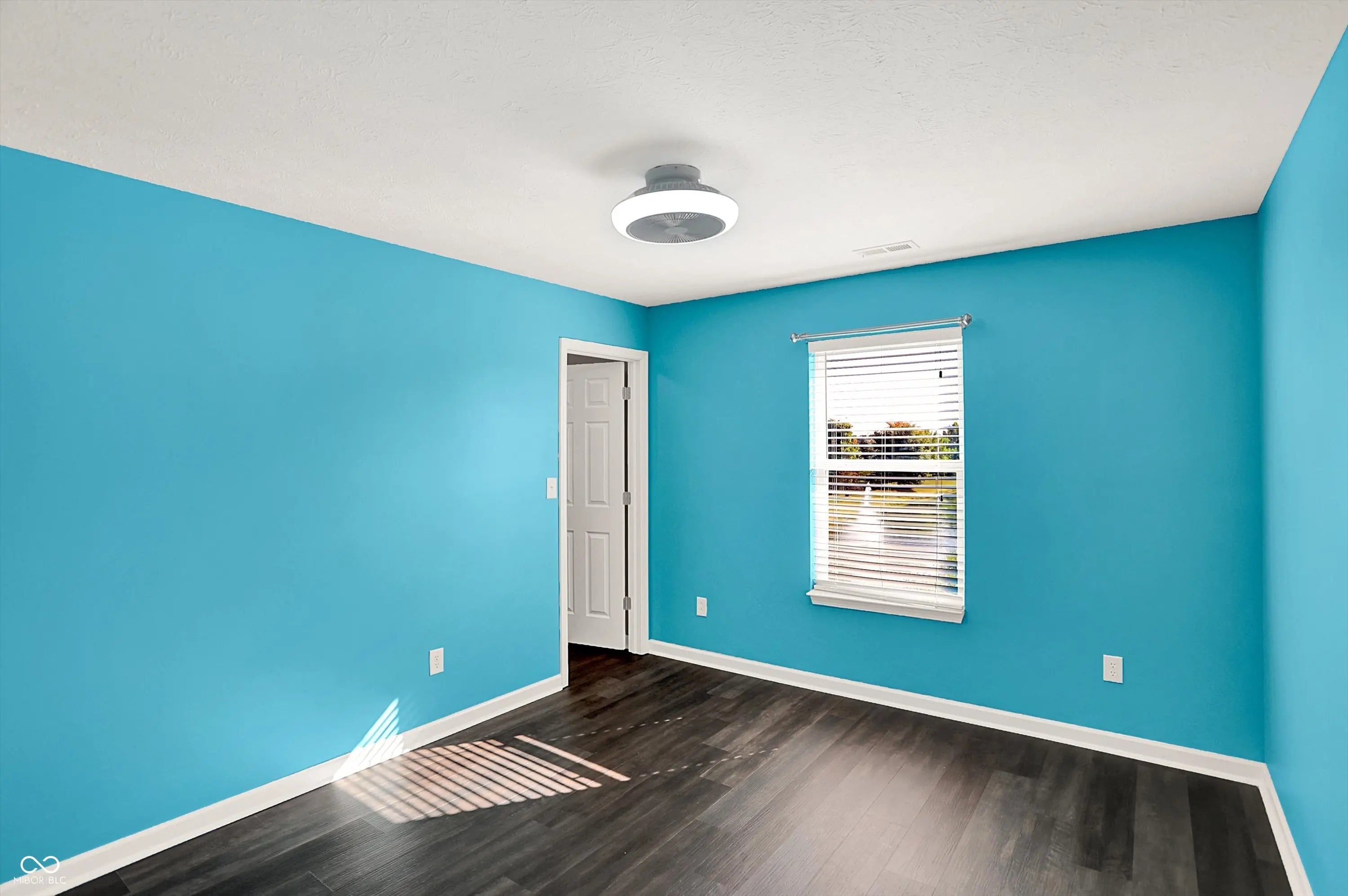 3762 Woodruff Place MLS 22050228 Wyncrest photo 24