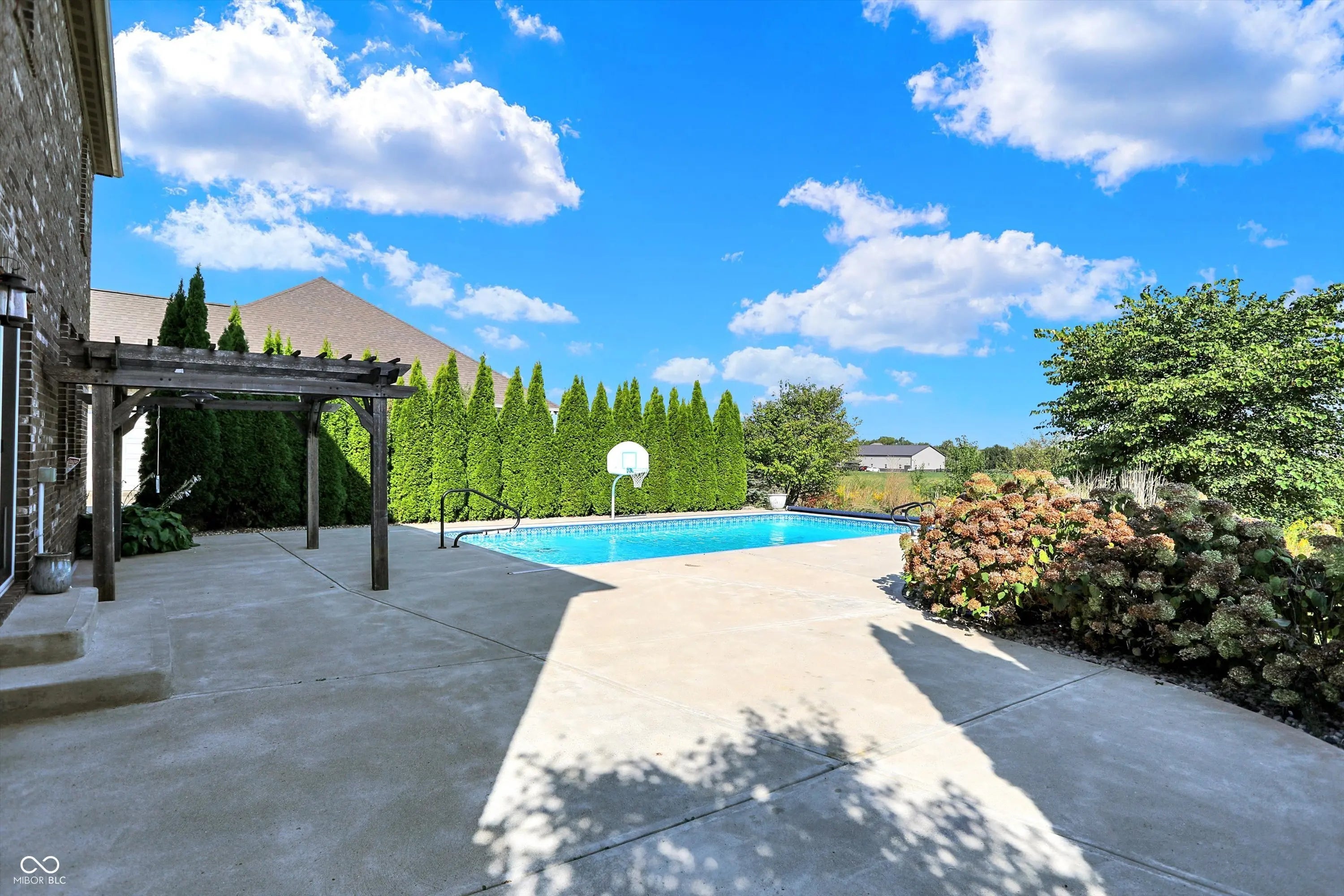 3762 Woodruff Place MLS 22050228 Wyncrest photo 34