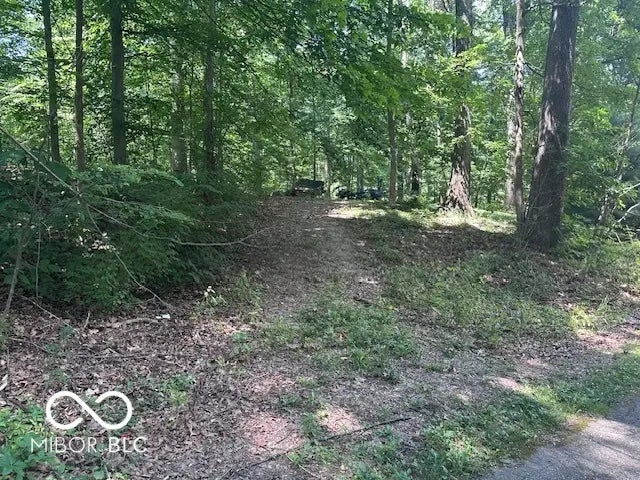 White Oak Lane E, Martinsville
