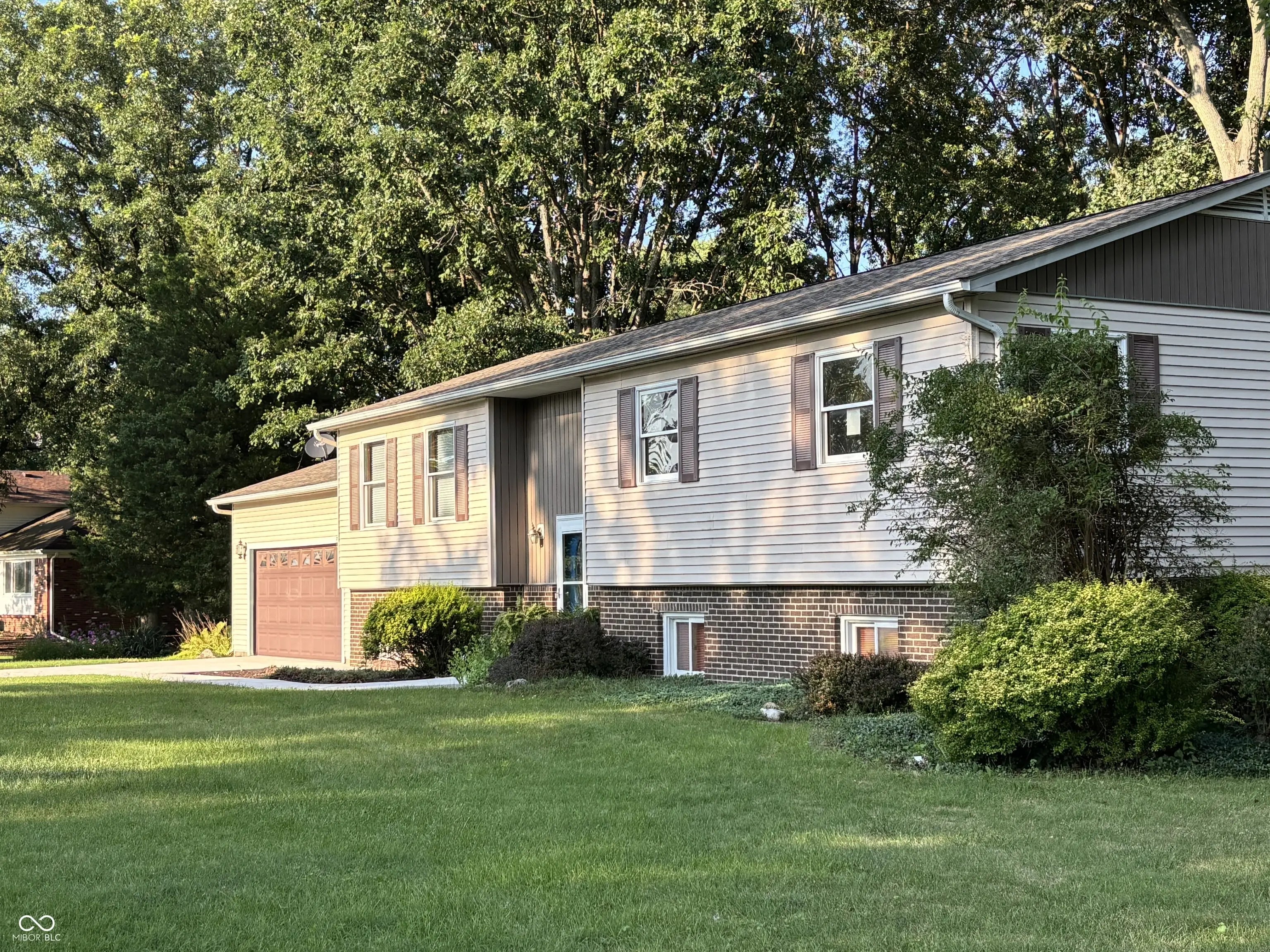 408 Sherwood Drive MLS 22050298 No Subdivision photo 2