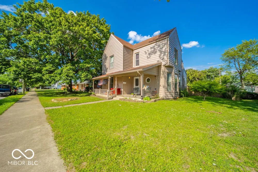 1405 N Harrison Street, Alexandria