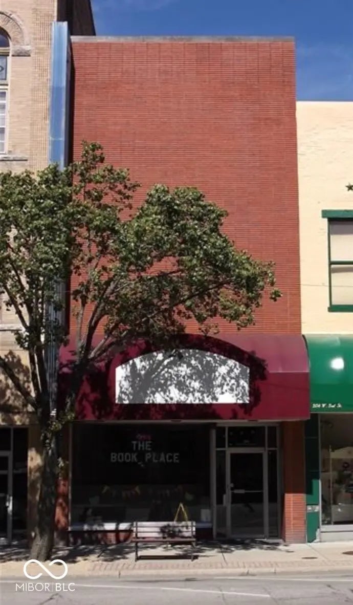 Photo of 208 W 2nd Street Seymour, IN 47274