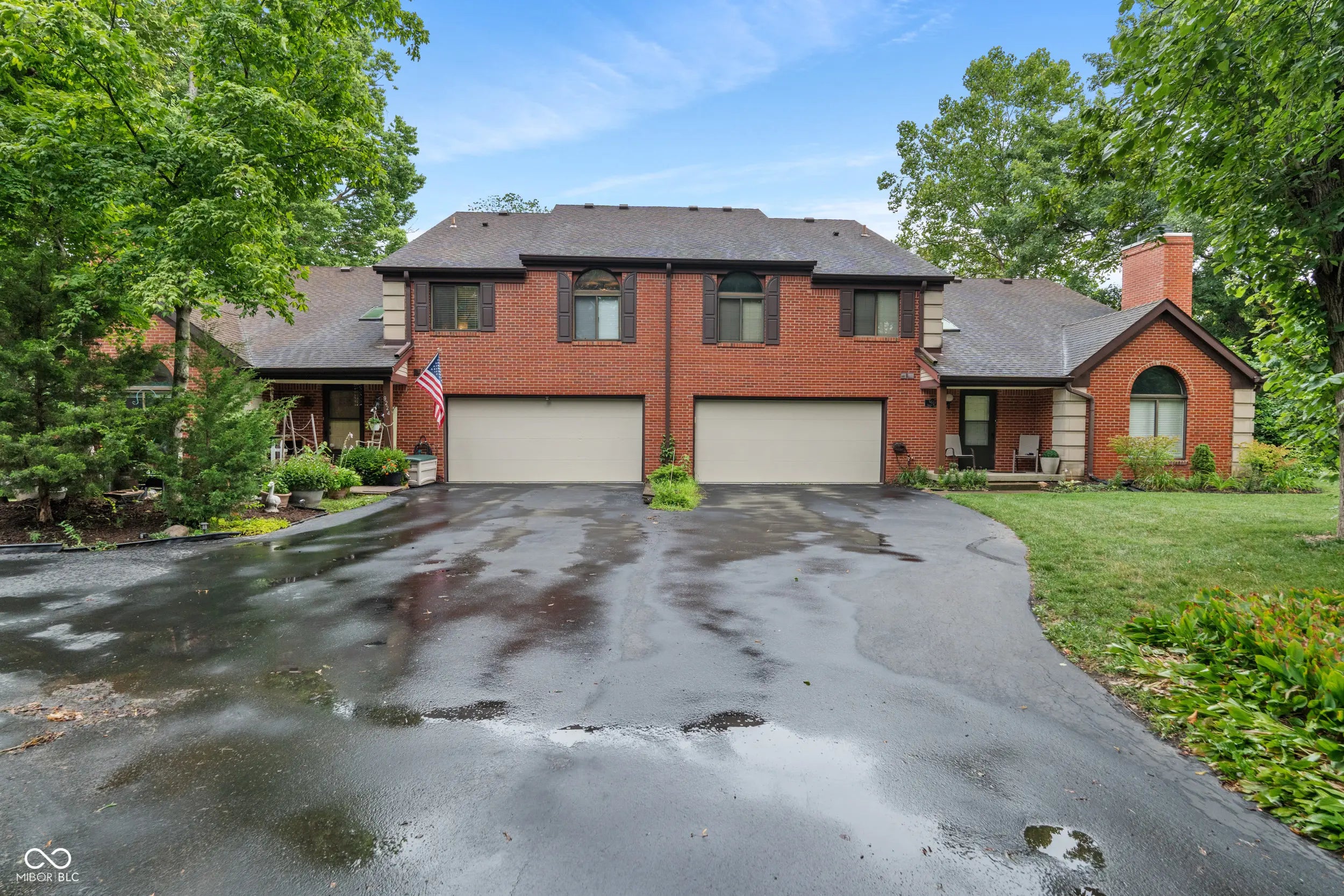 9224 Golden Woods Drive, Indianapolis