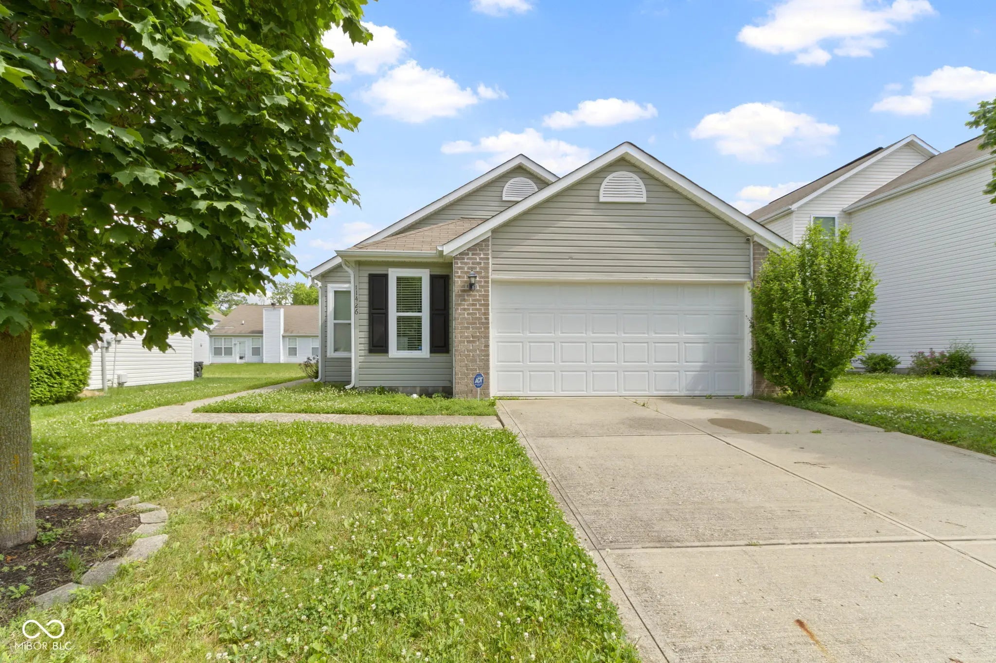 11426 High Grass Drive, Indianapolis