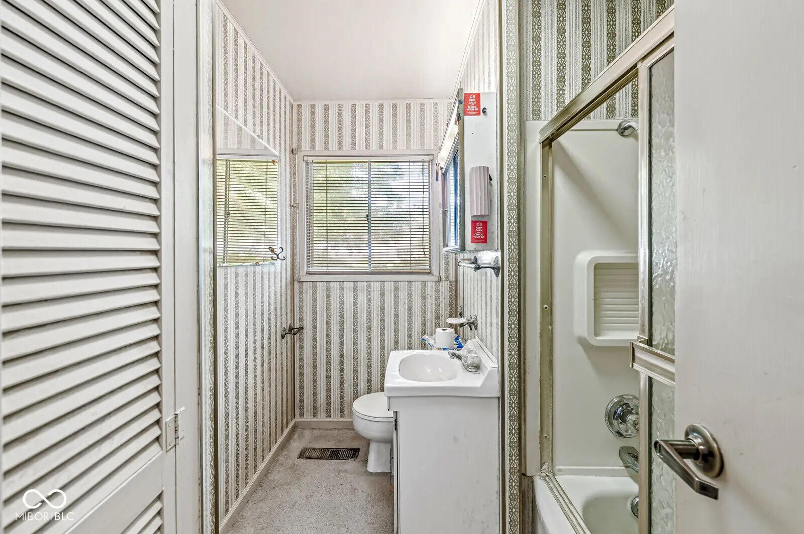 34 Crestwood Drive MLS 22050660 1st Sub Div photo 20