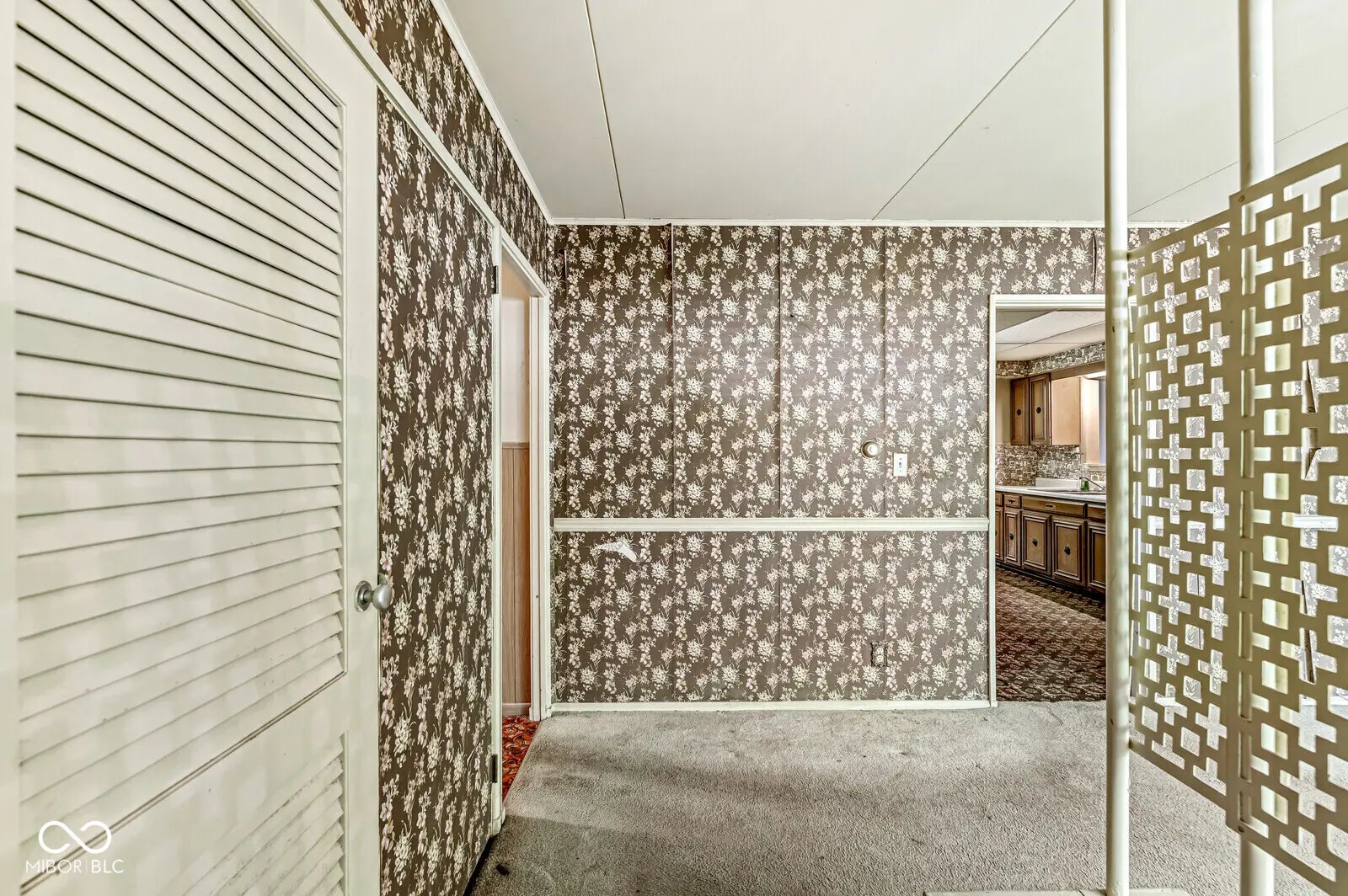 34 Crestwood Drive MLS 22050660 1st Sub Div photo 7