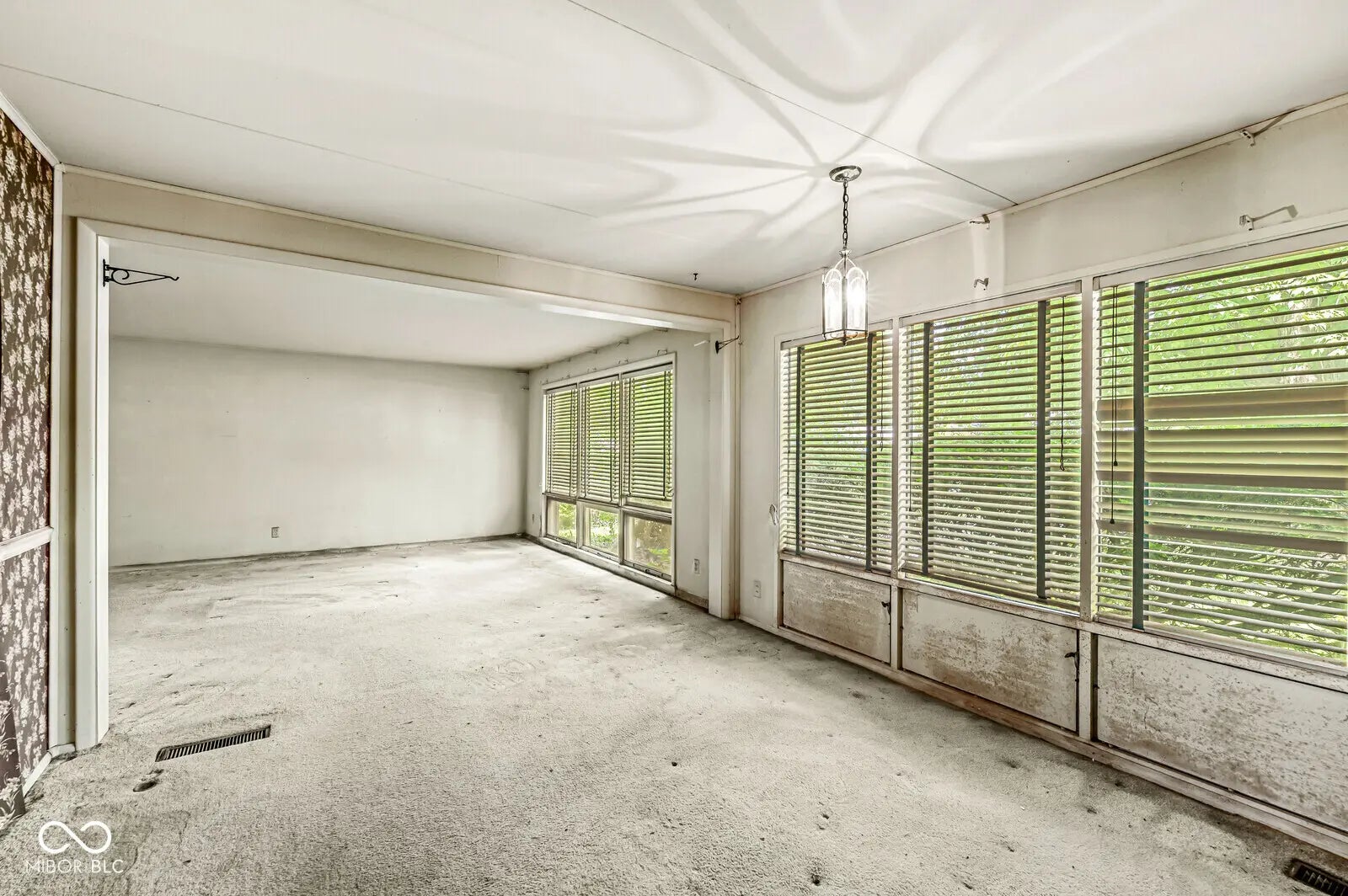 34 Crestwood Drive MLS 22050660 1st Sub Div photo 8