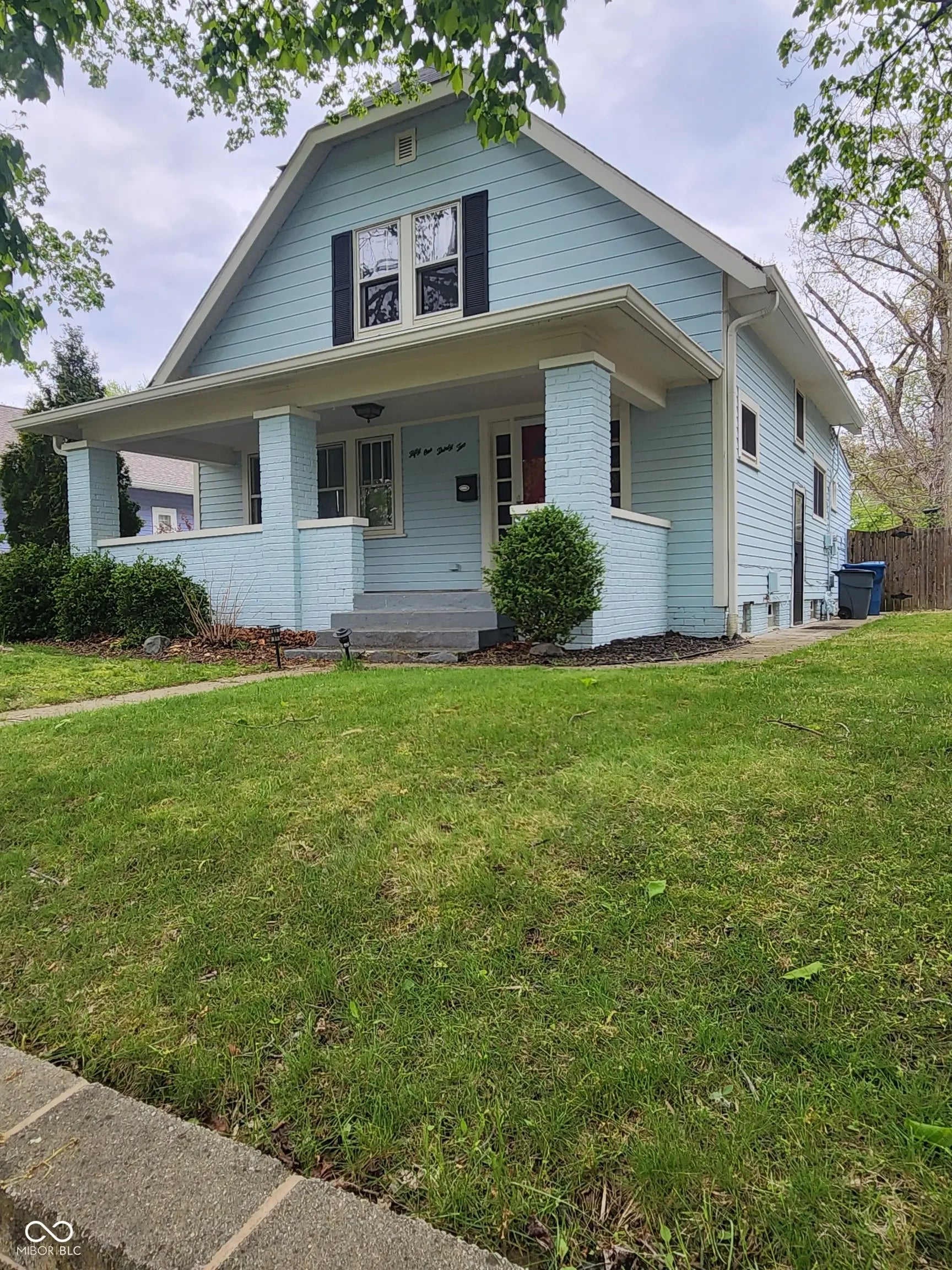 5132 Carrollton Avenue, Indianapolis