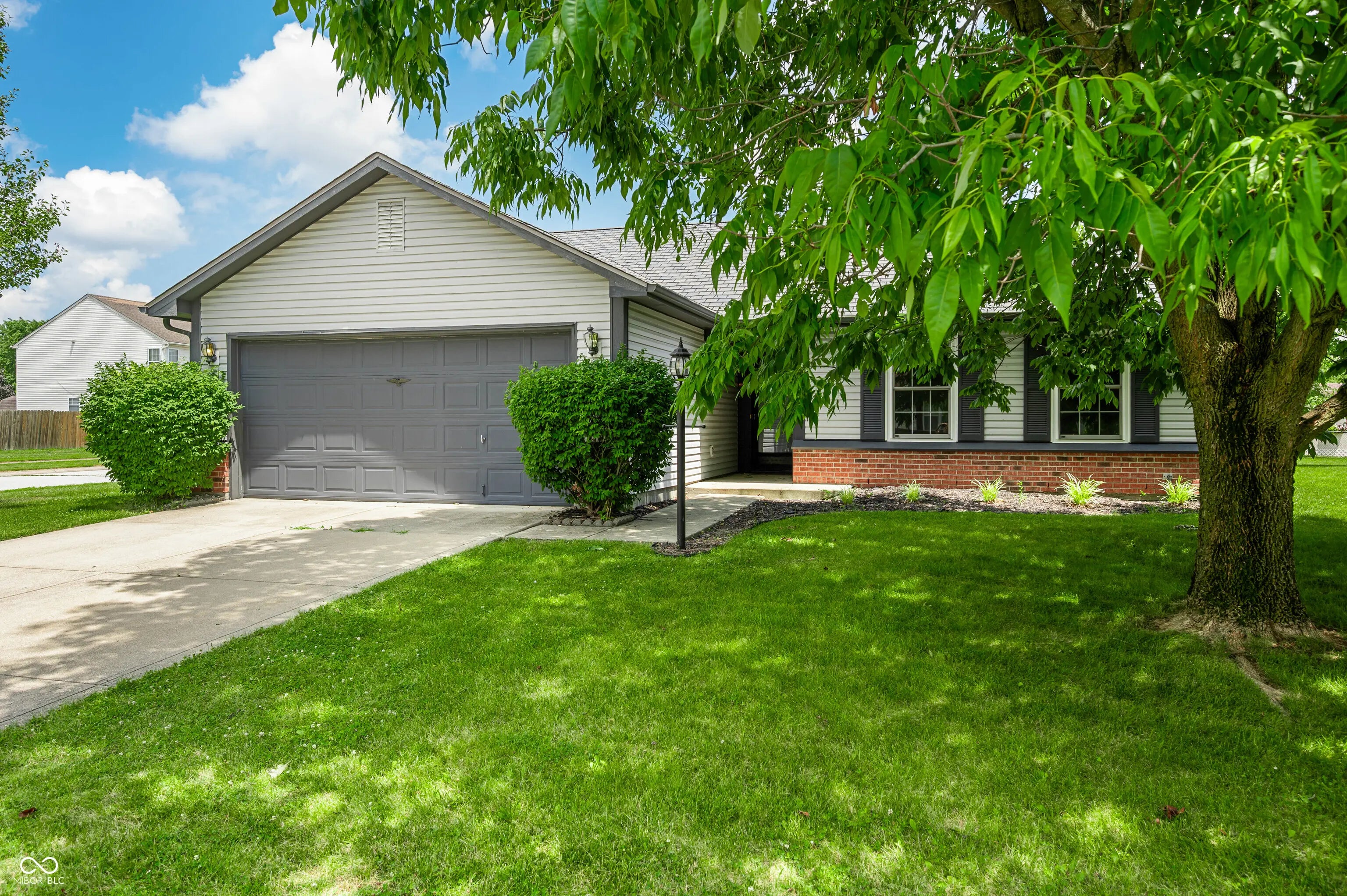 1855 Windy Hl Lane, Indianapolis