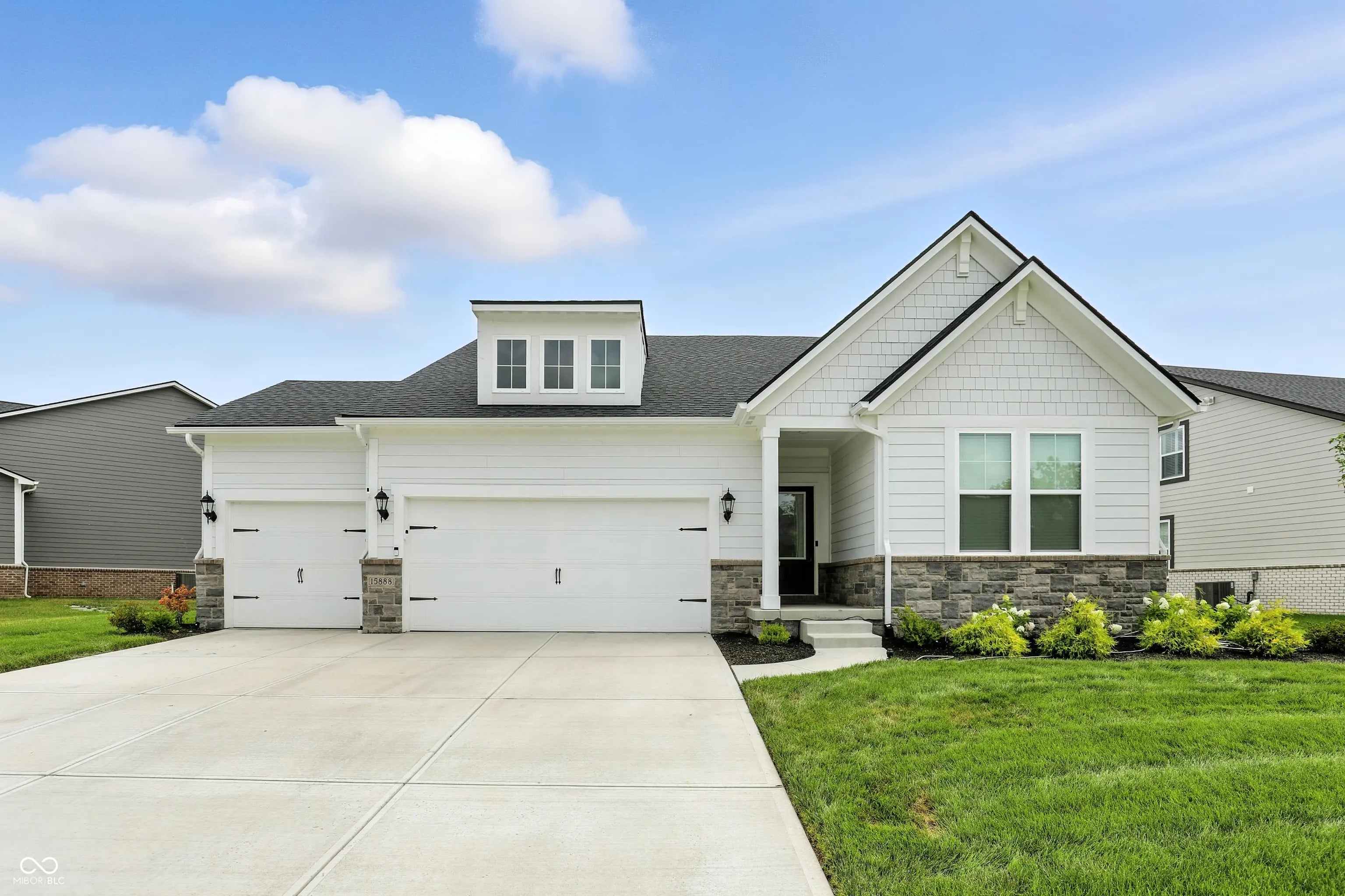 15888 Kohut Lane, Westfield