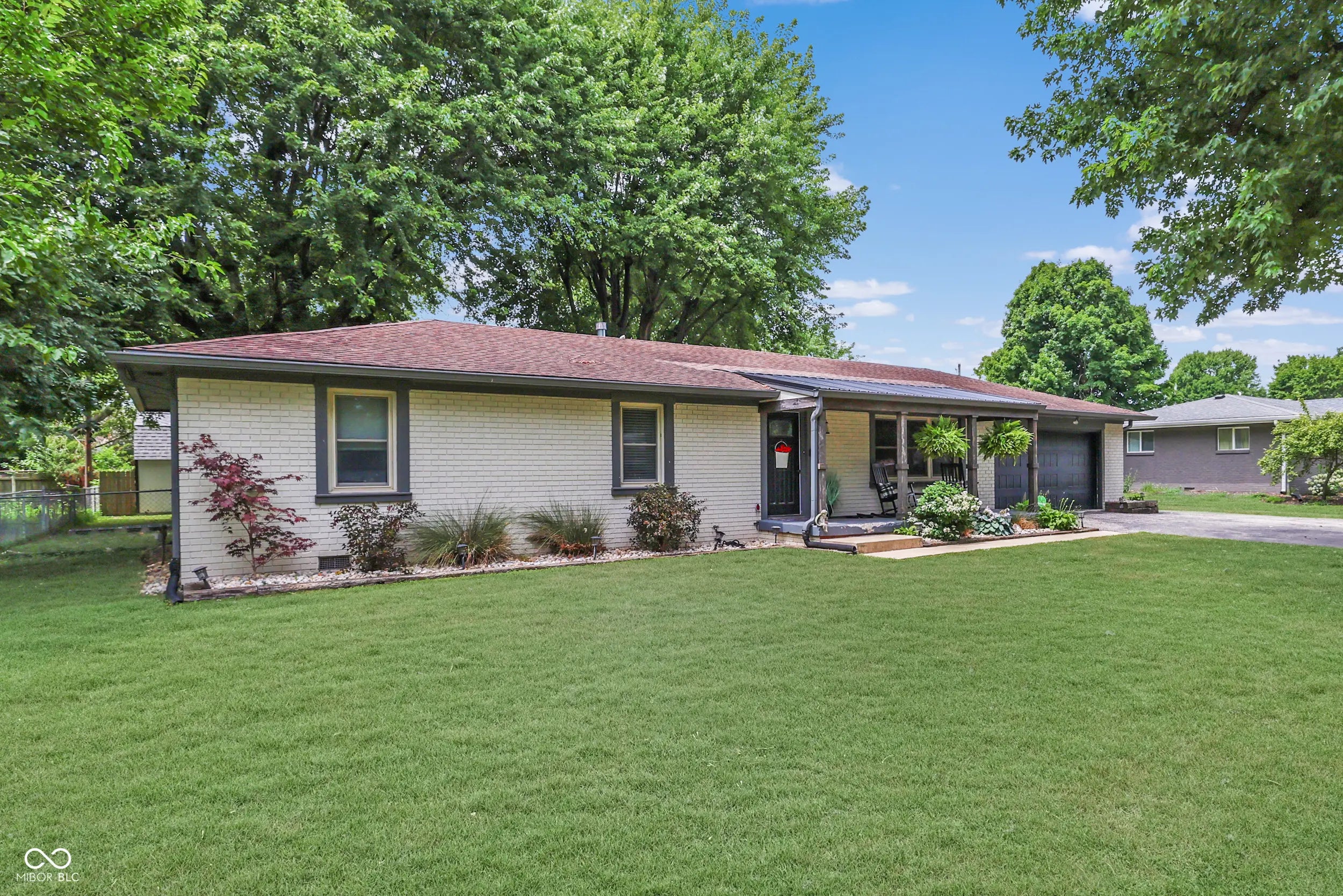 110 N Tresslar Avenue MLS 22051054 Utterback photo 2