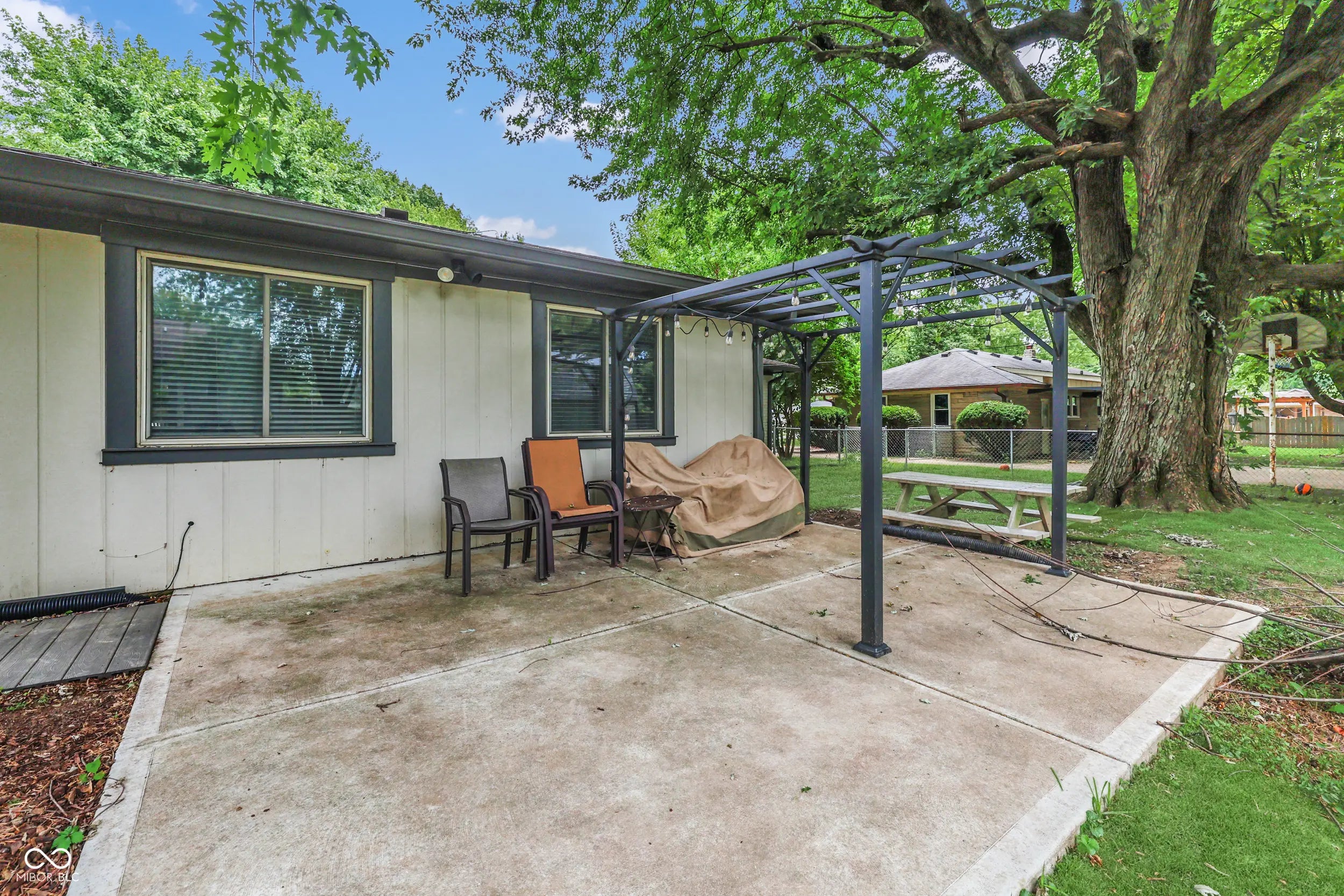 110 N Tresslar Avenue MLS 22051054 Utterback photo 50