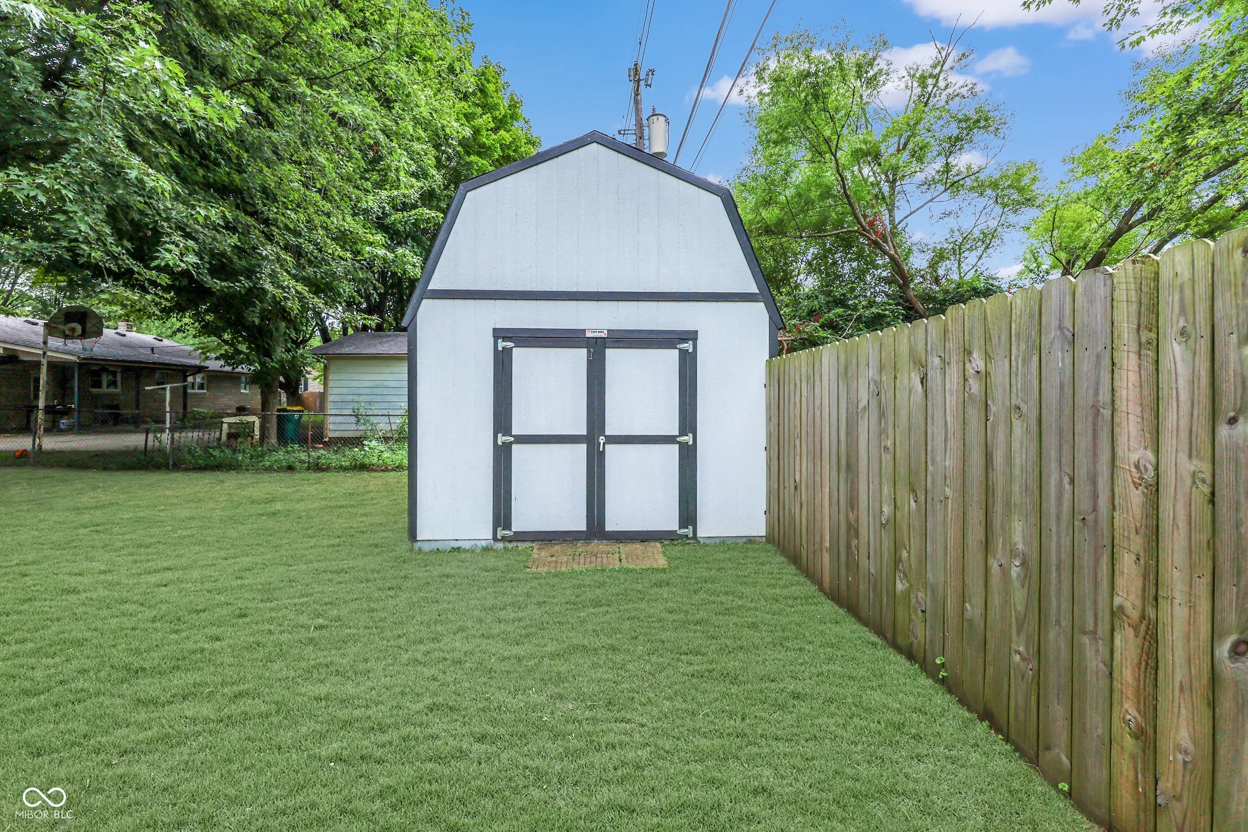 110 N Tresslar Avenue MLS 22051054 Utterback photo 53