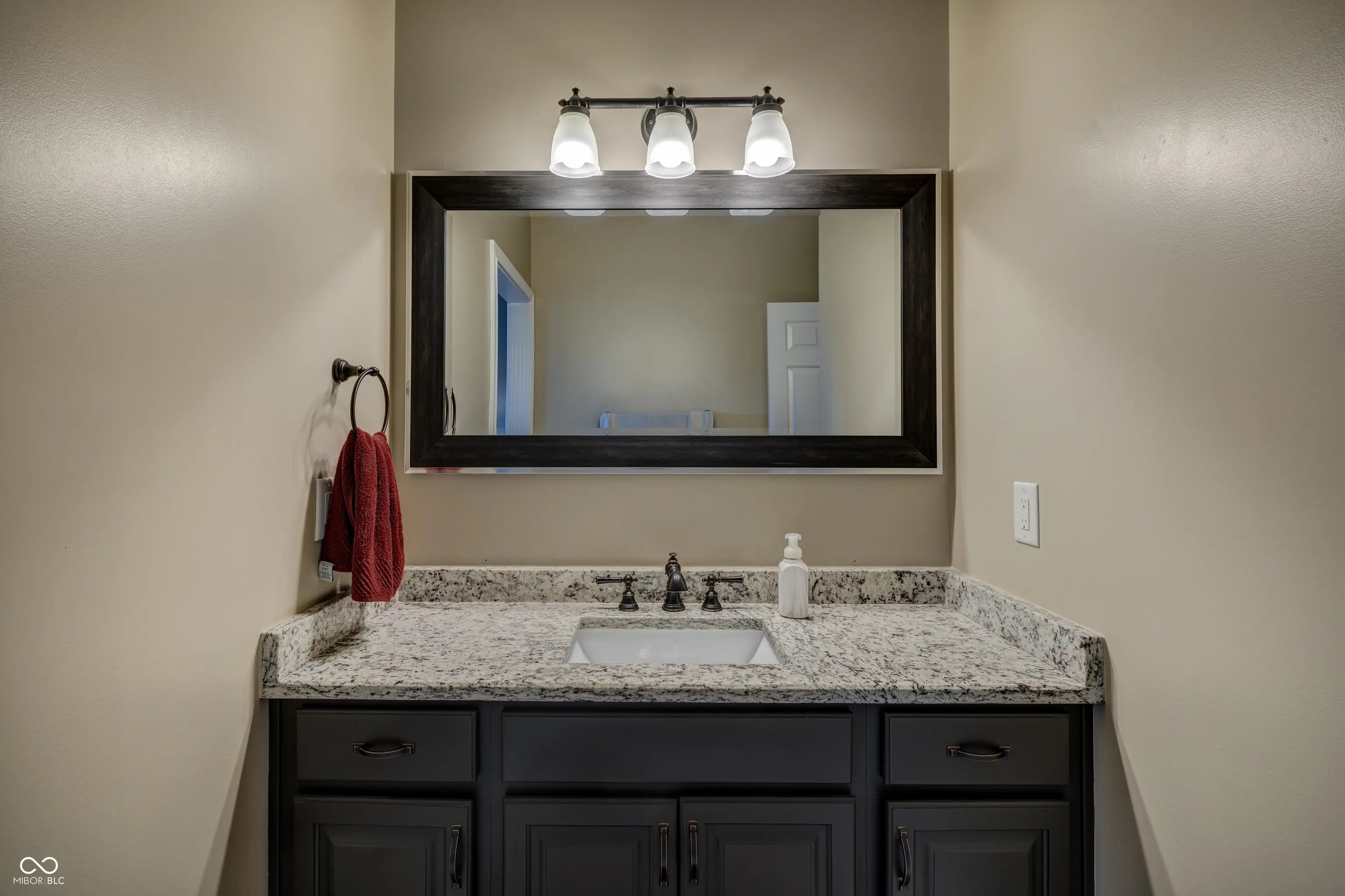 16483 Valhalla Drive MLS 22051067 Sagamore photo 61