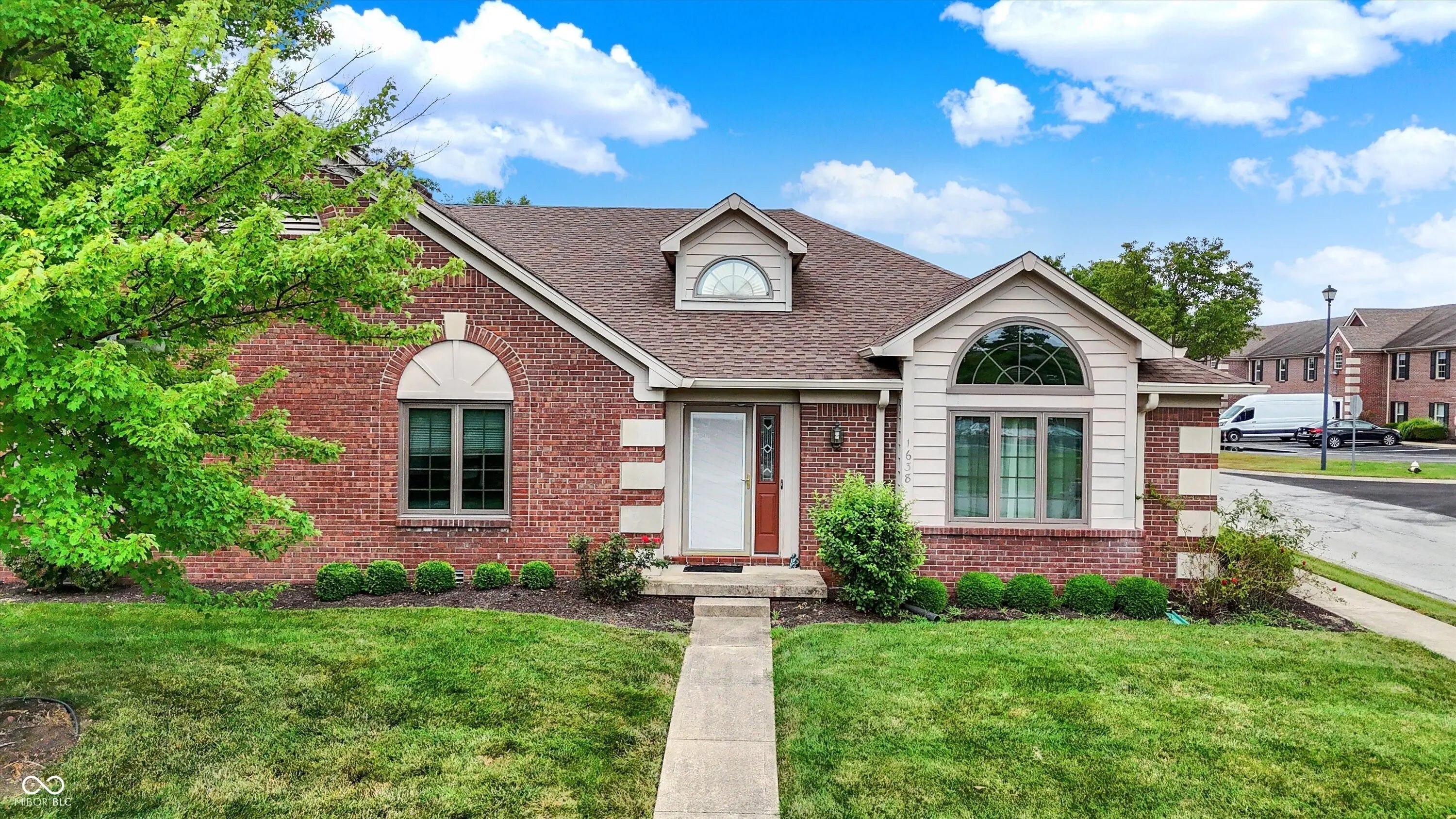 1638 Library Boulevard, Greenwood