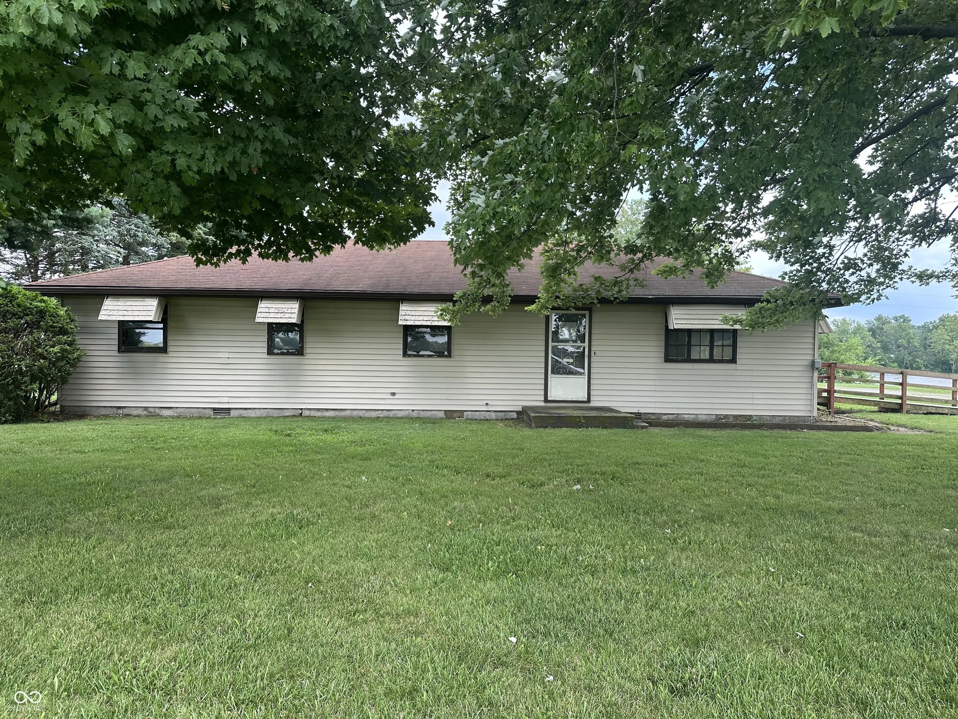 5362 S Old State Road 103, New Castle